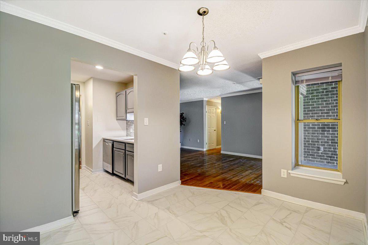 FLOWER HILL - Residential