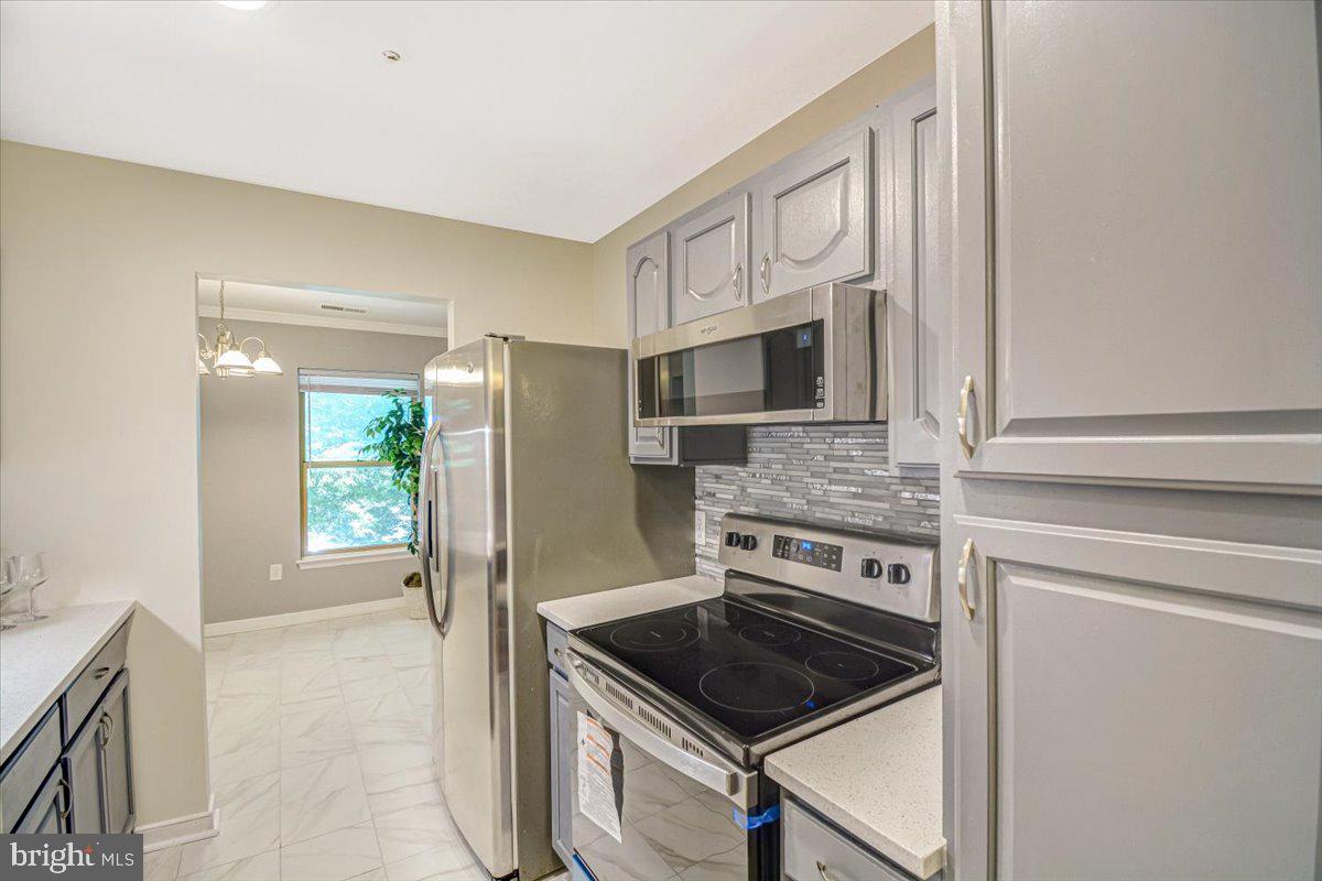 FLOWER HILL - Residential