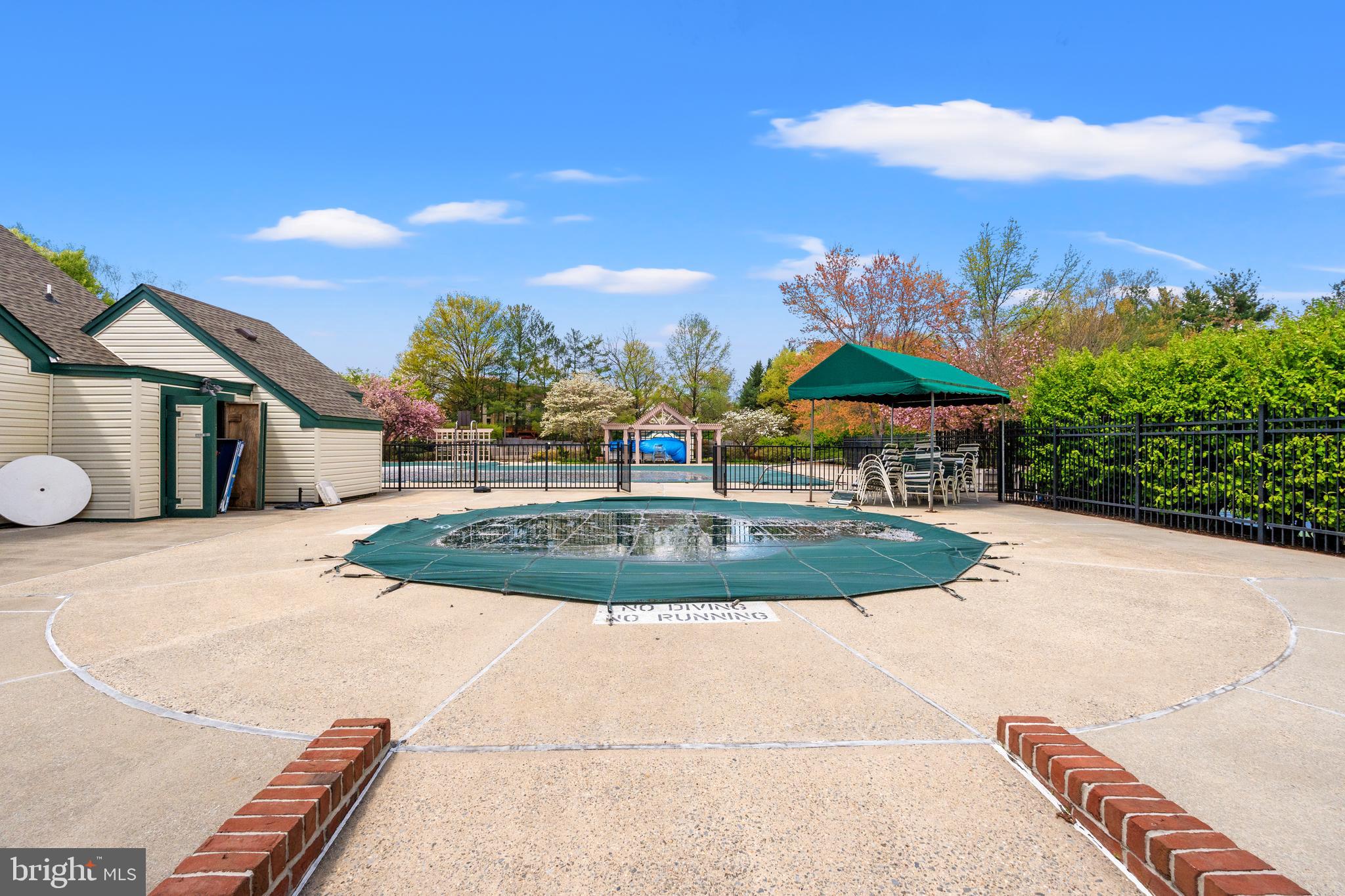 GABLES OF TUCKERMAN - Residential