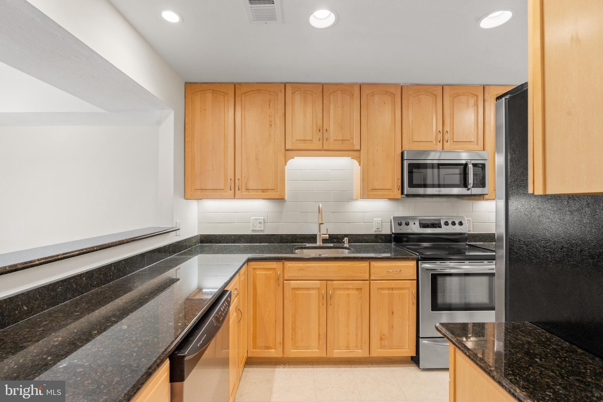 GABLES OF TUCKERMAN - Residential