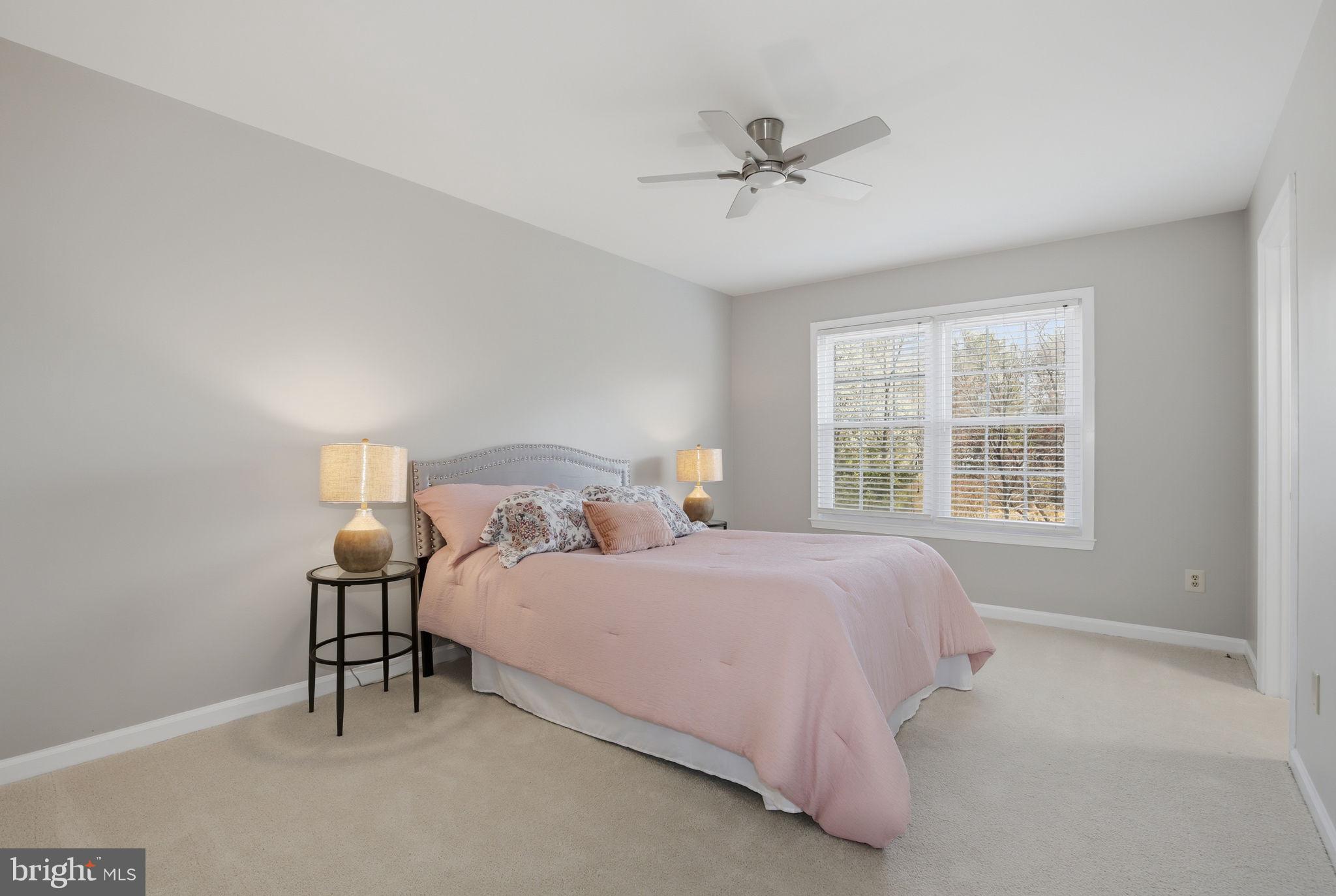 COUNTRYSIDE - Residential