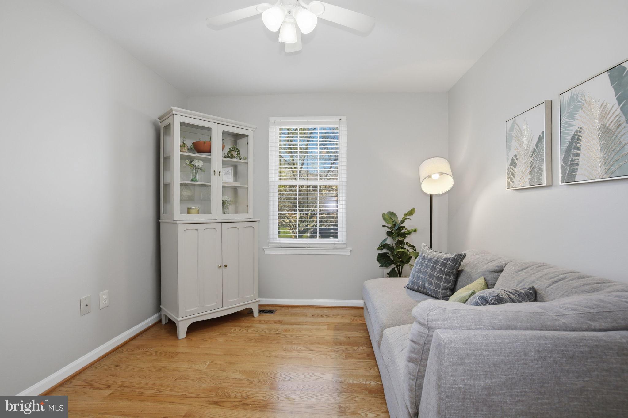 COUNTRYSIDE - Residential