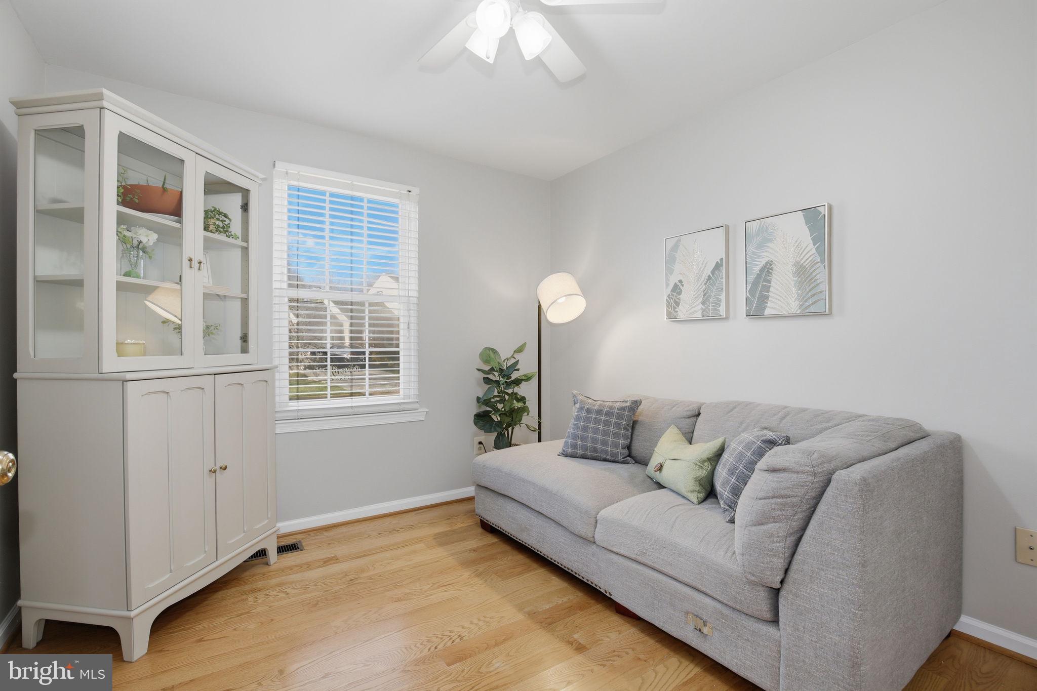 COUNTRYSIDE - Residential