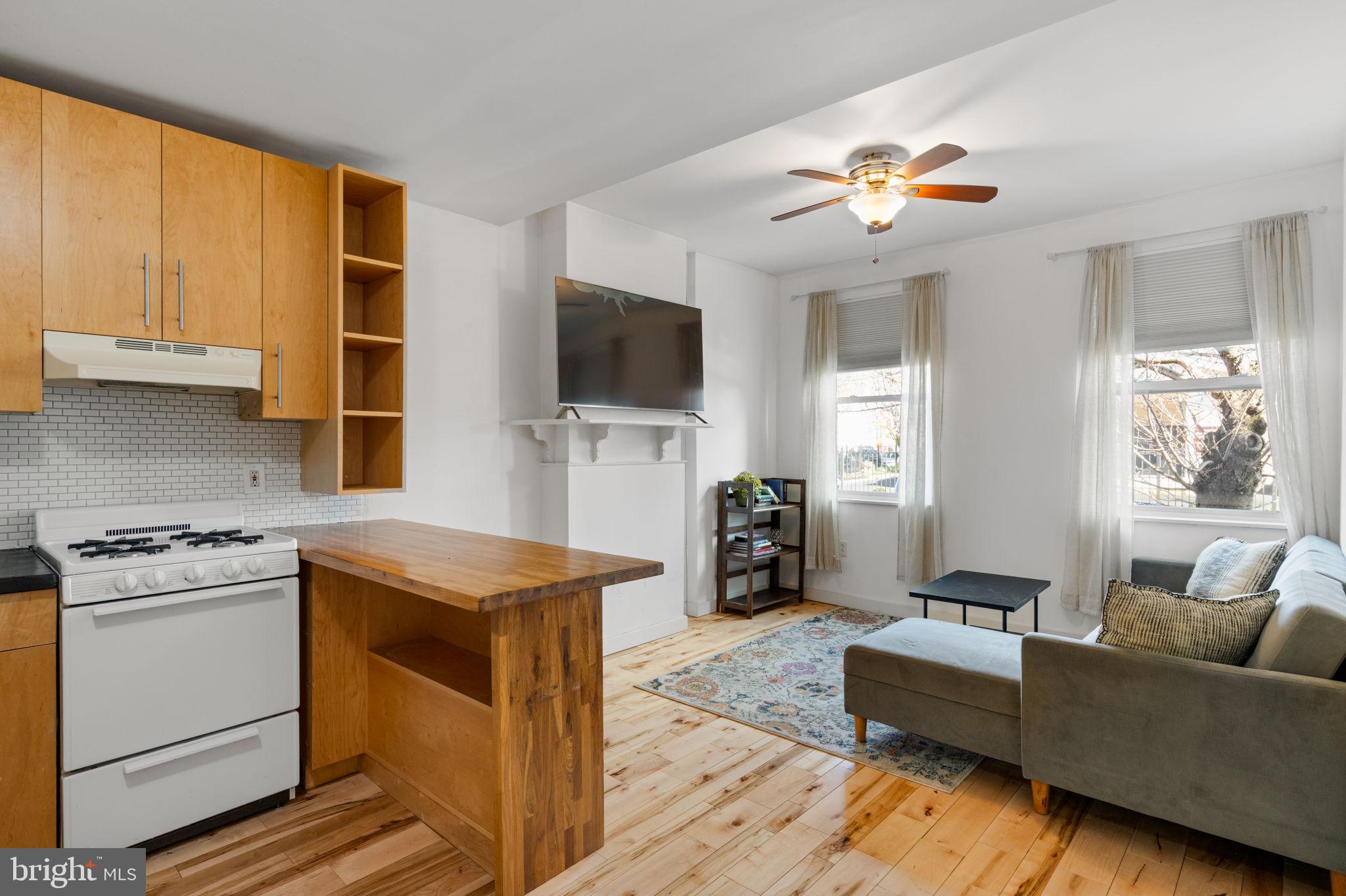 POINT BREEZE - Residential