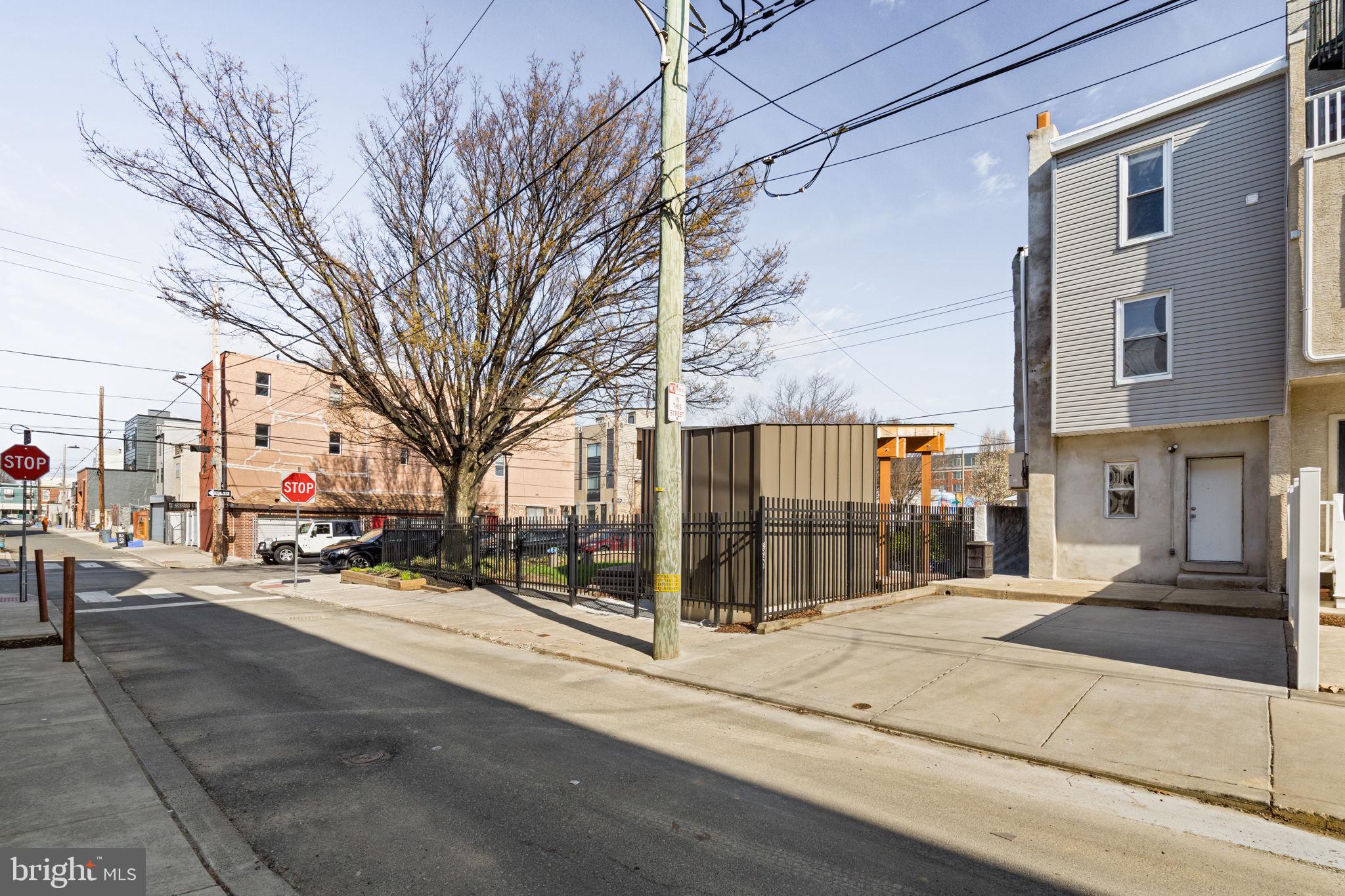POINT BREEZE - Residential
