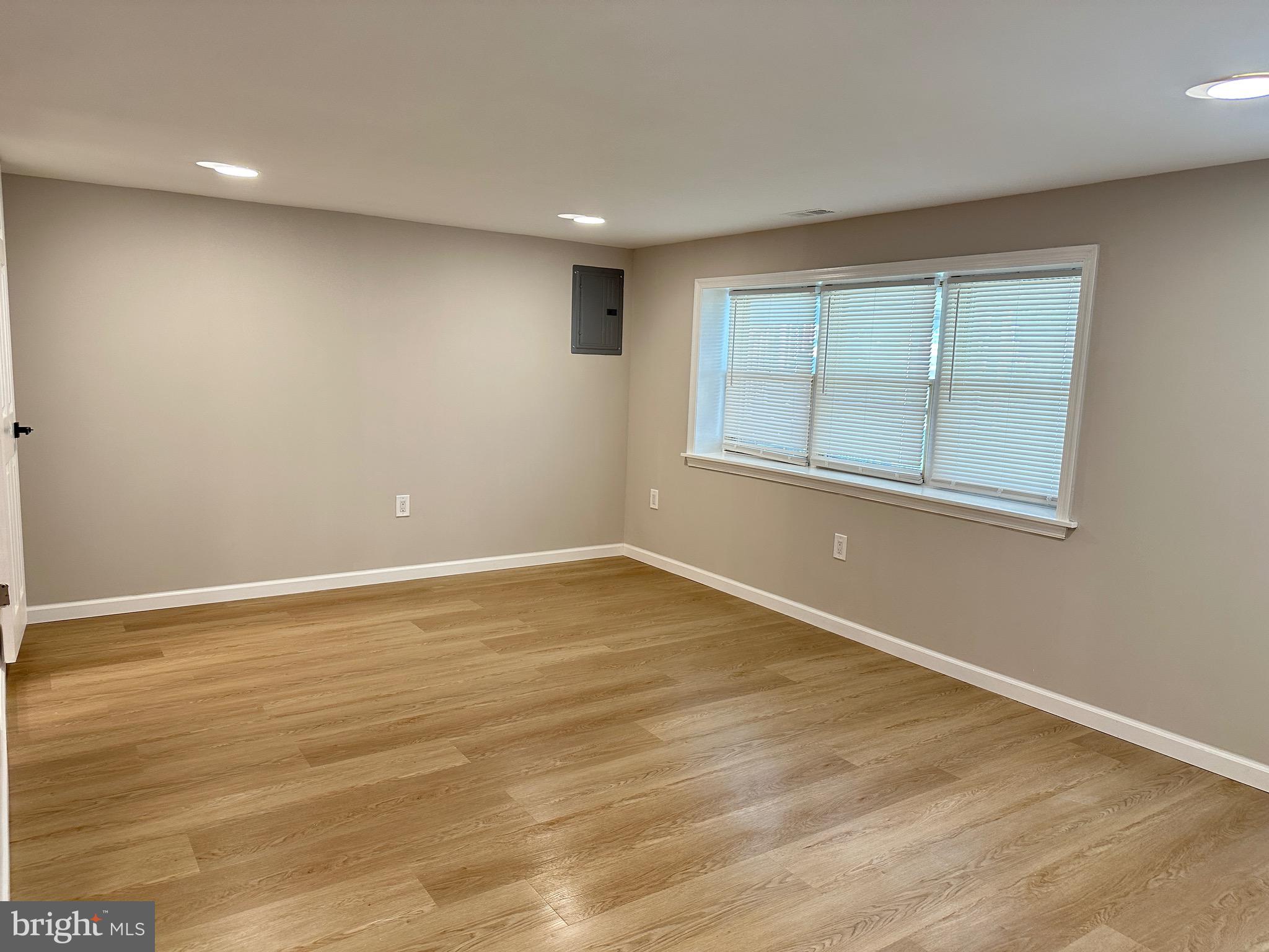 PARKWOOD - Residential