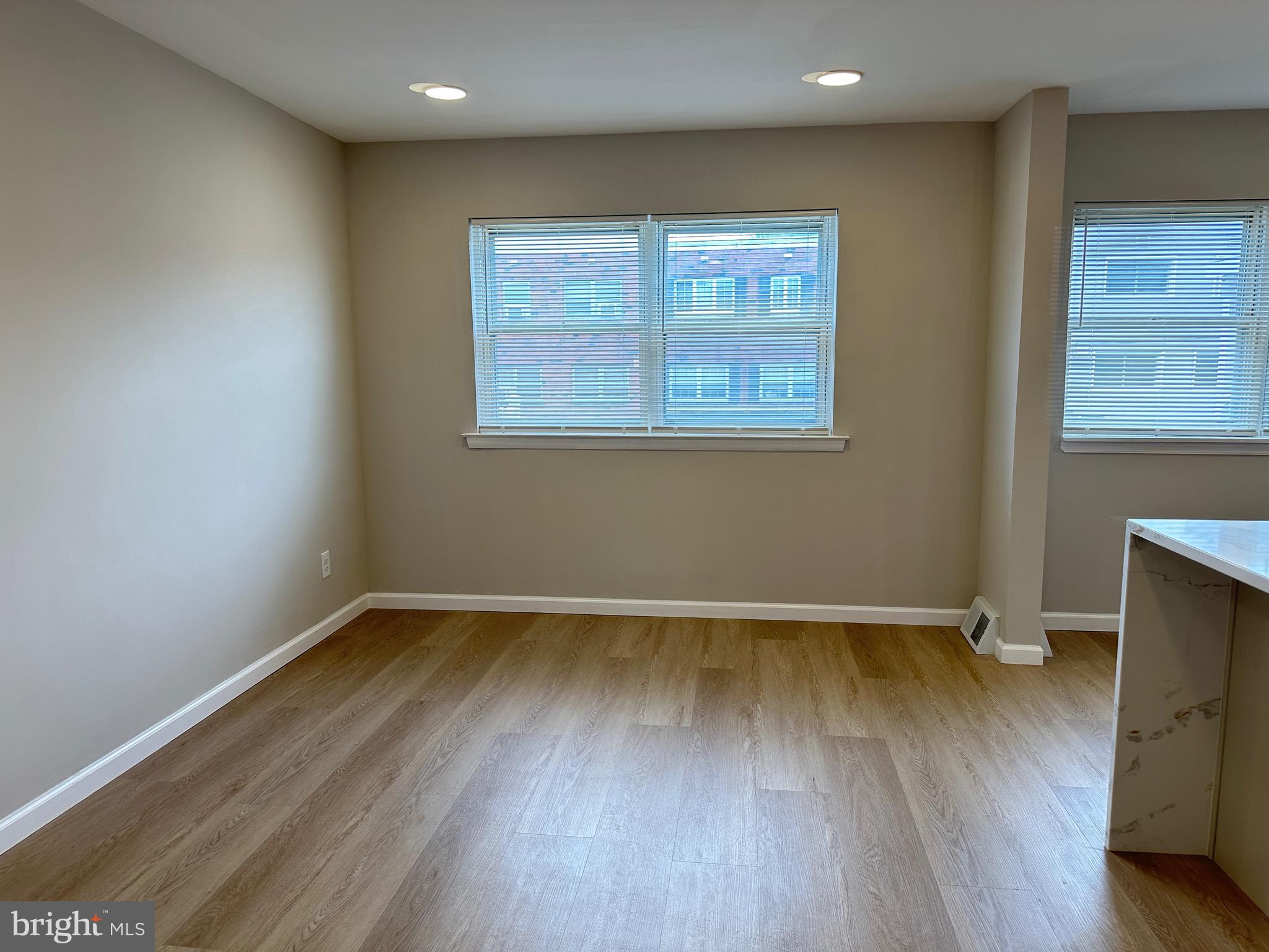 PARKWOOD - Residential