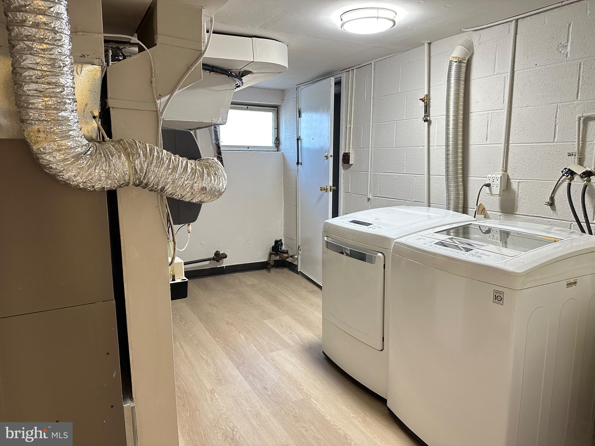 PARKWOOD - Residential