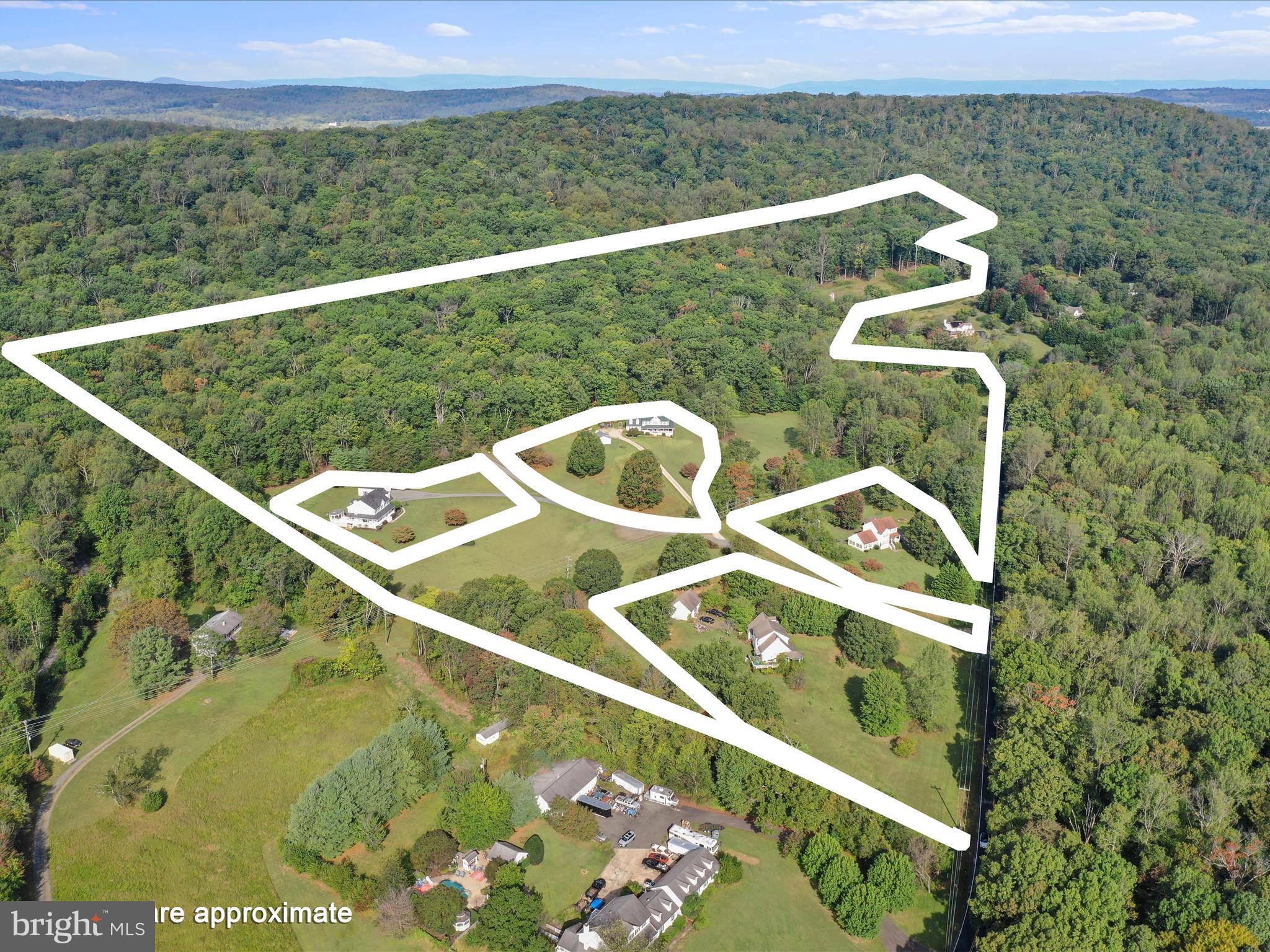 COUNTRY CREEK - Residential