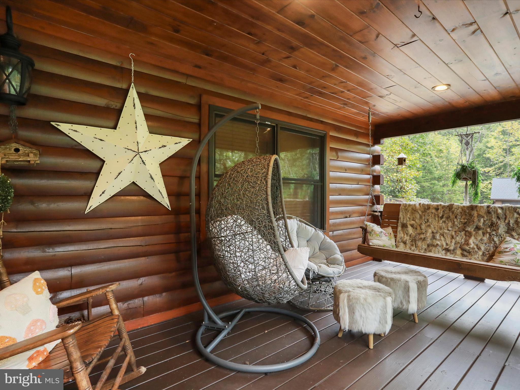 COUNTRY CREEK - Residential