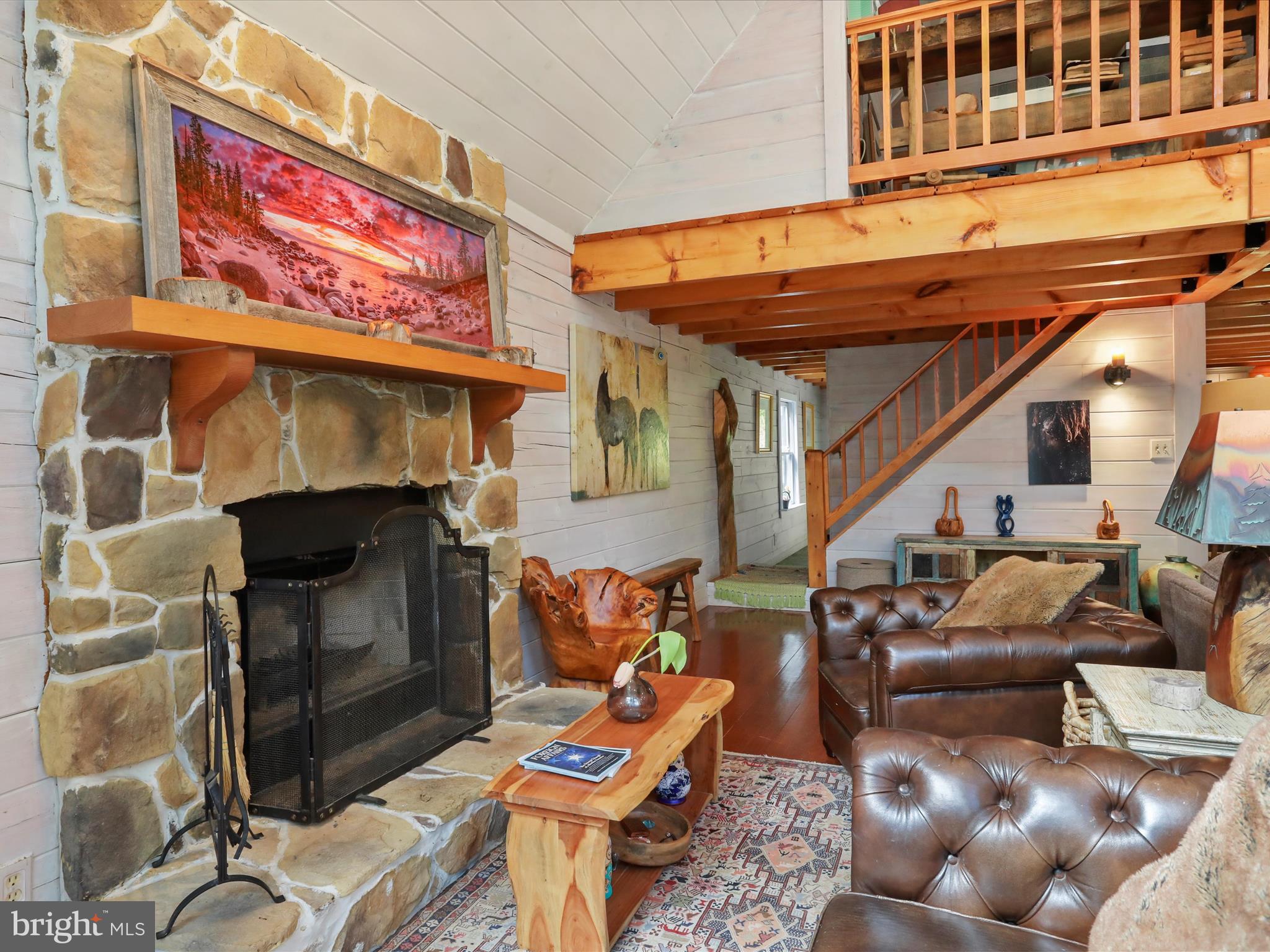 COUNTRY CREEK - Residential