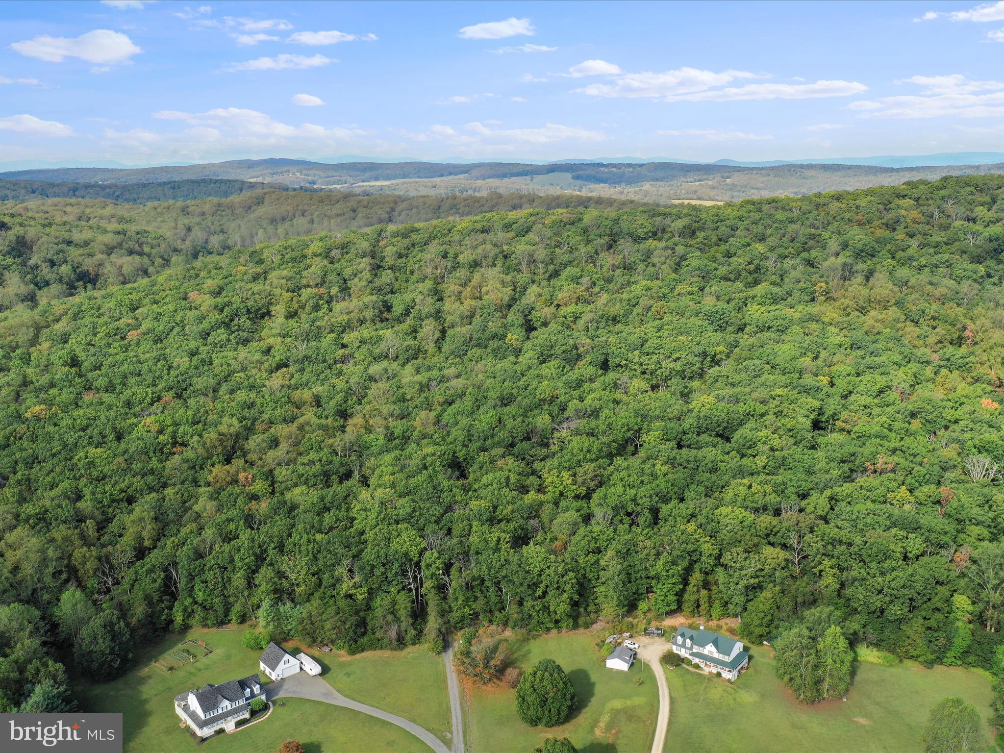 COUNTRY CREEK - Residential