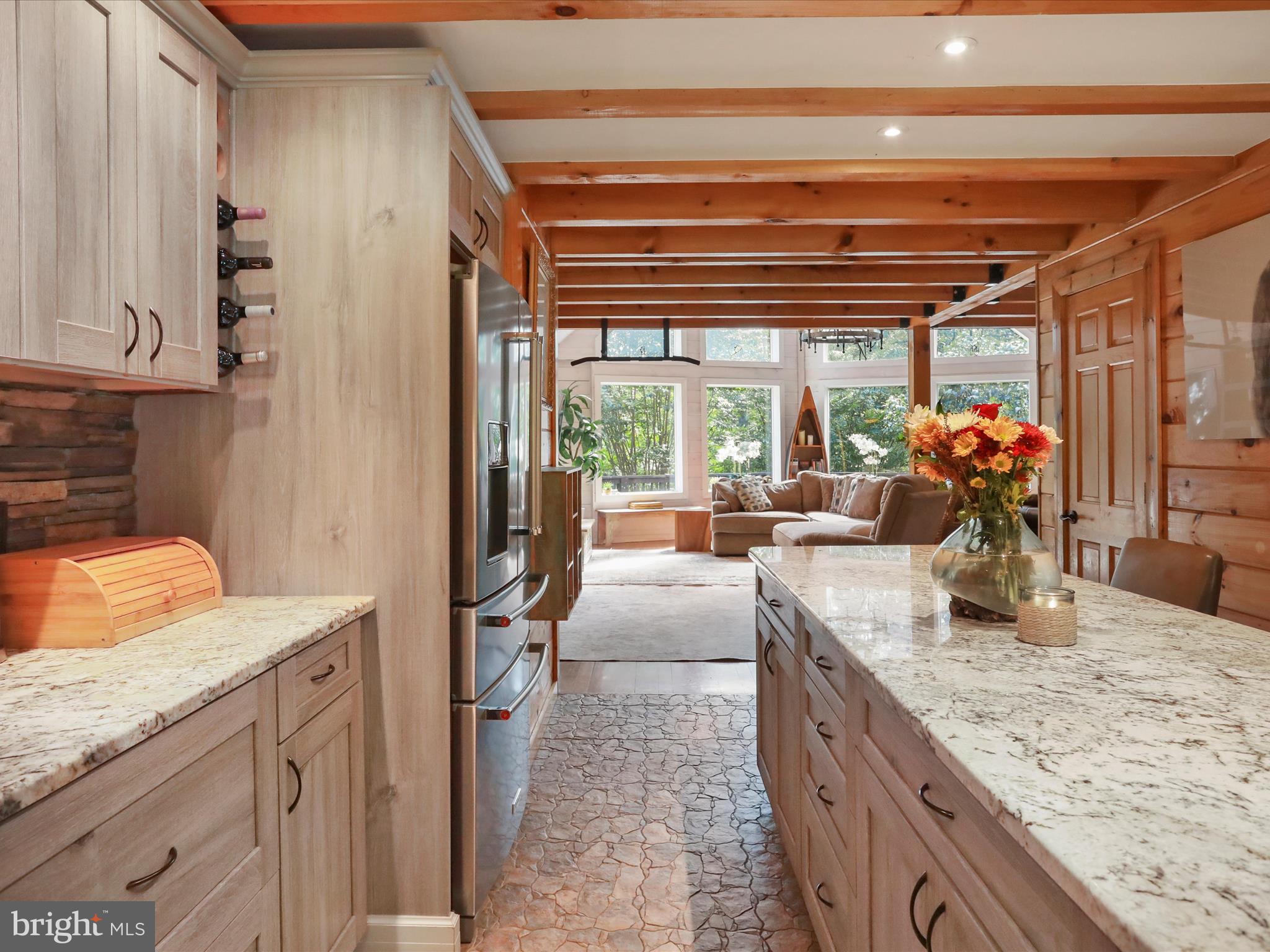 COUNTRY CREEK - Residential