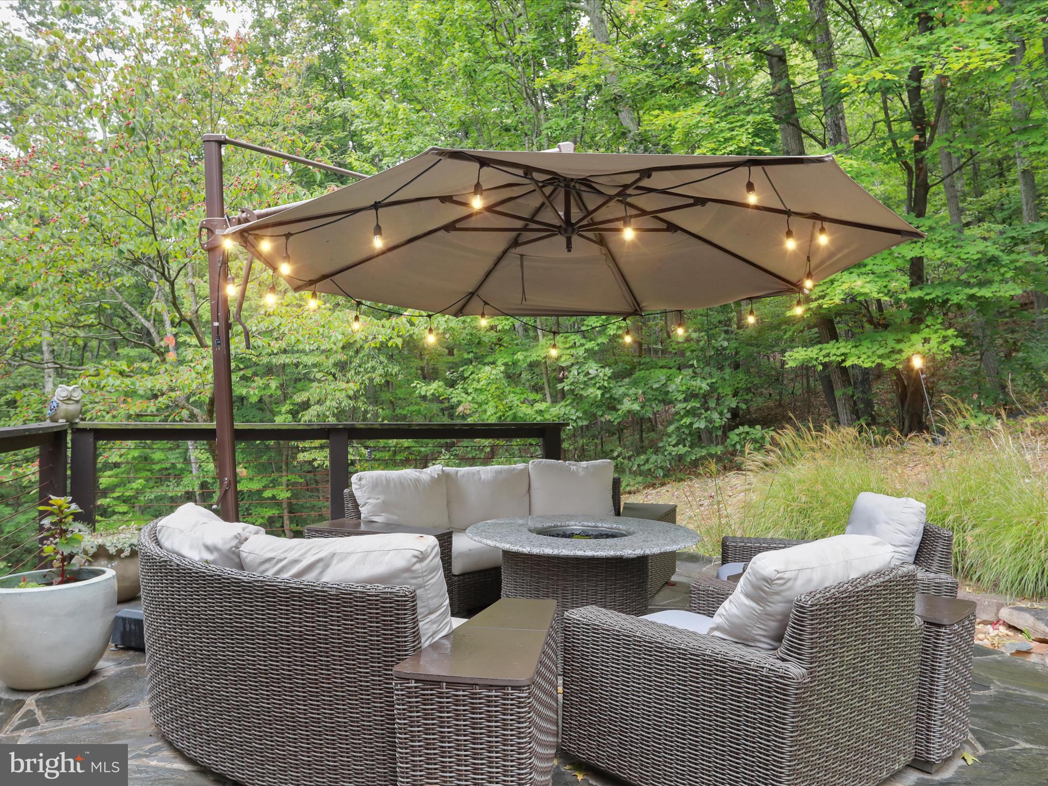 COUNTRY CREEK - Residential