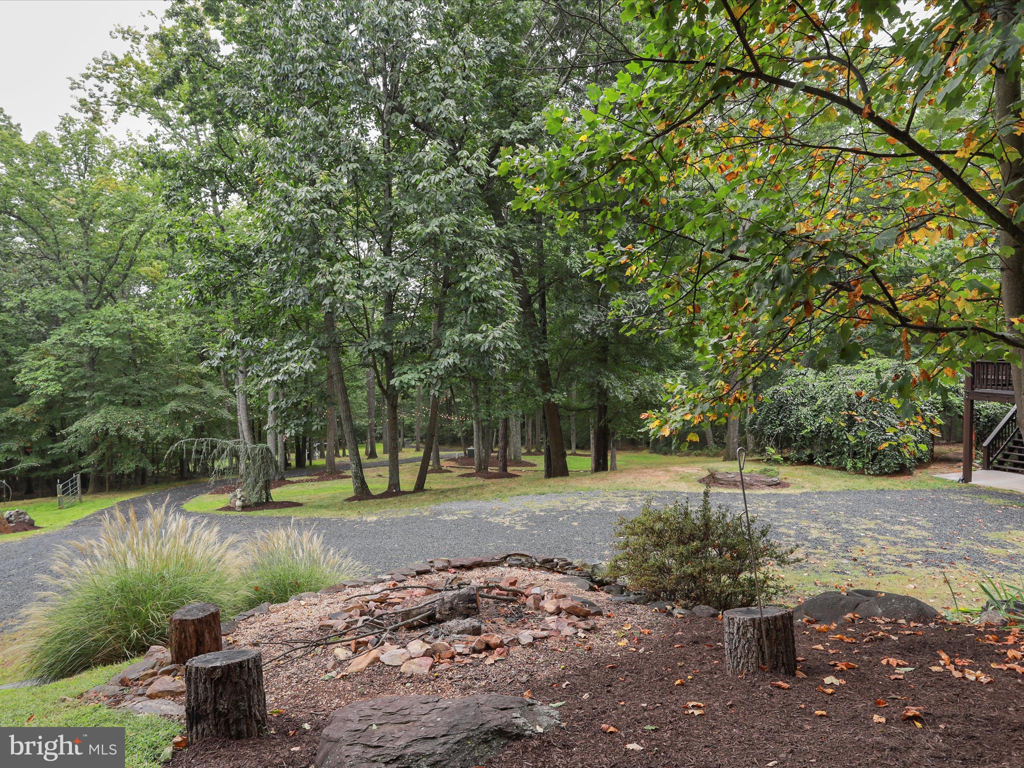 COUNTRY CREEK - Residential