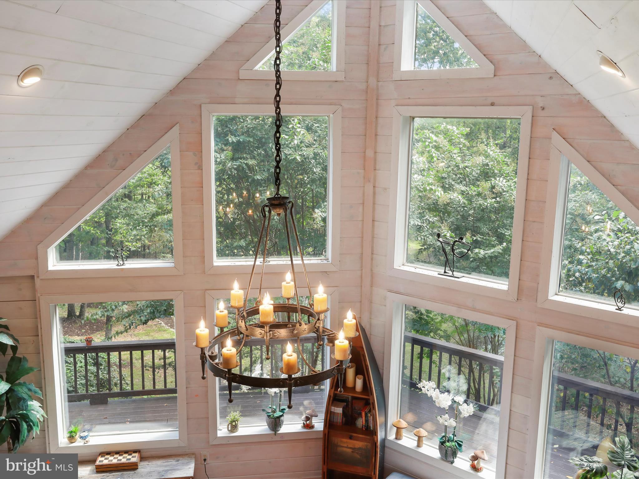 COUNTRY CREEK - Residential