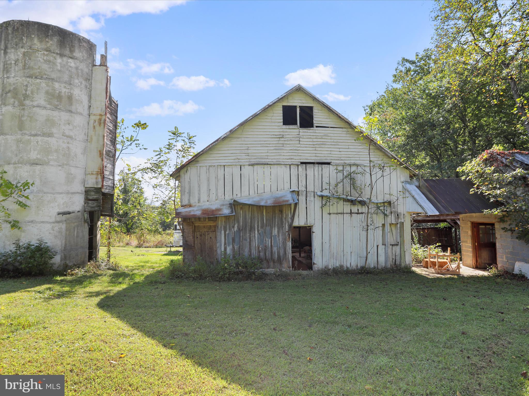 COUNTRY CREEK - Residential