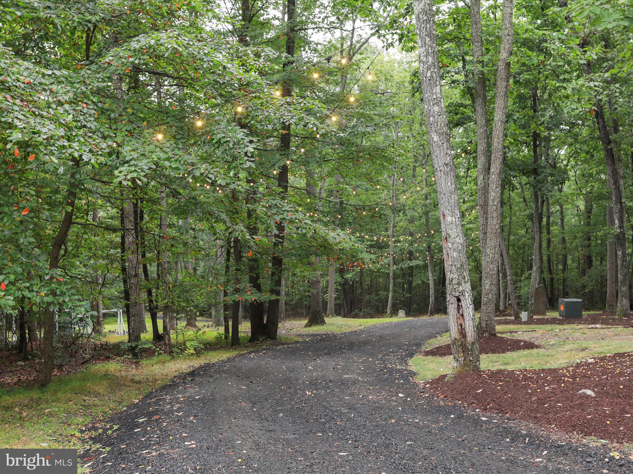 COUNTRY CREEK - Residential