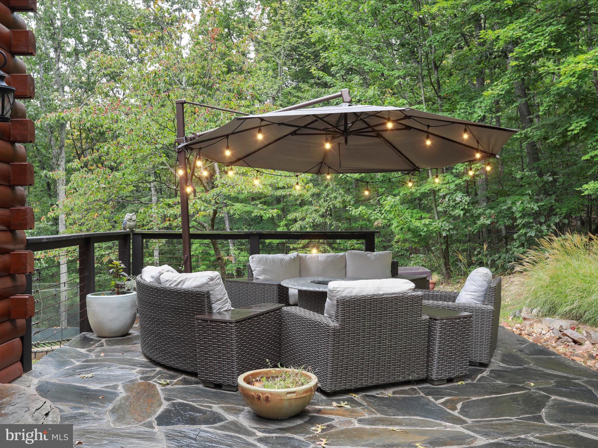 COUNTRY CREEK - Residential