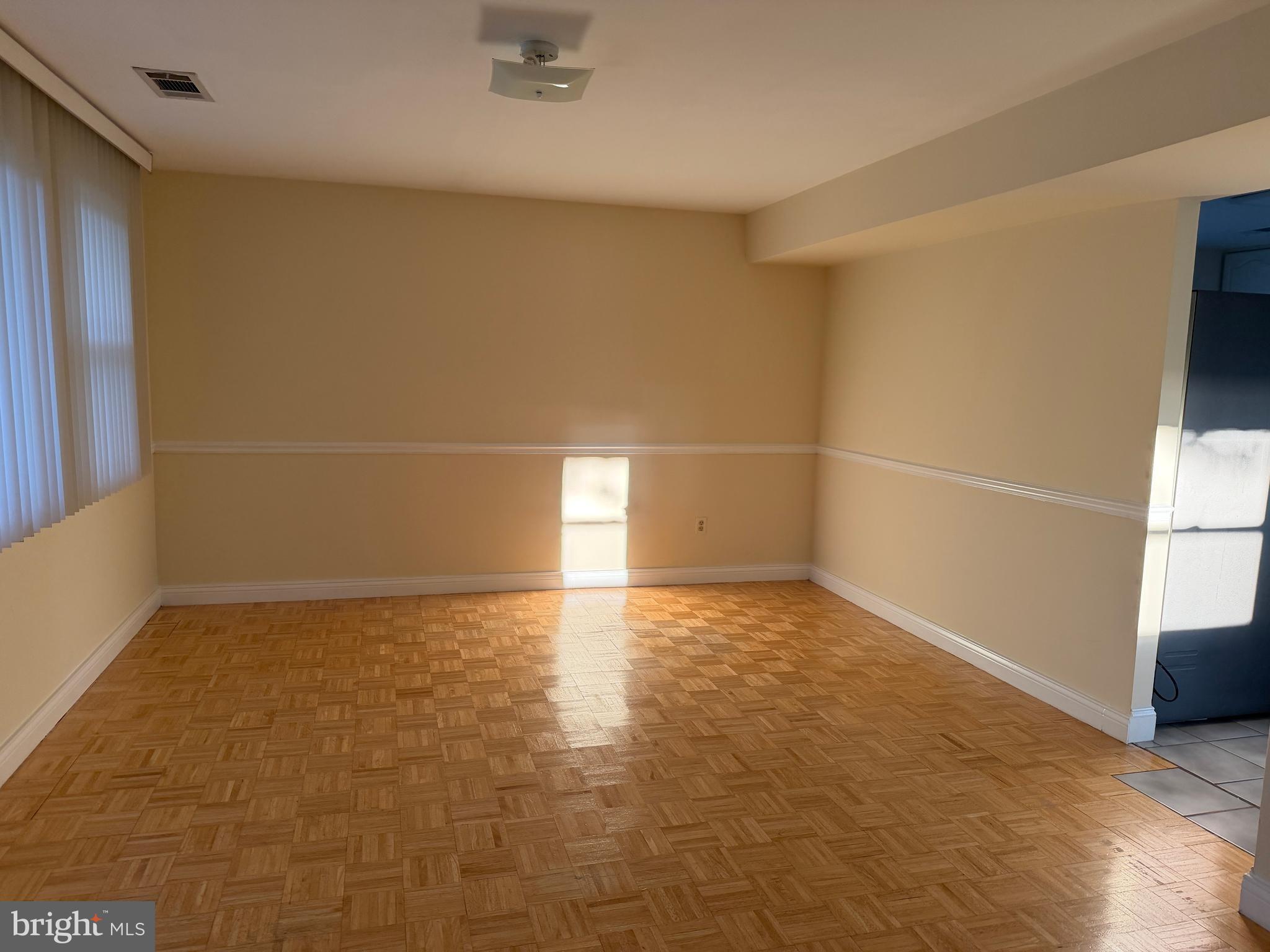 PIKESVILLE - Residential Lease