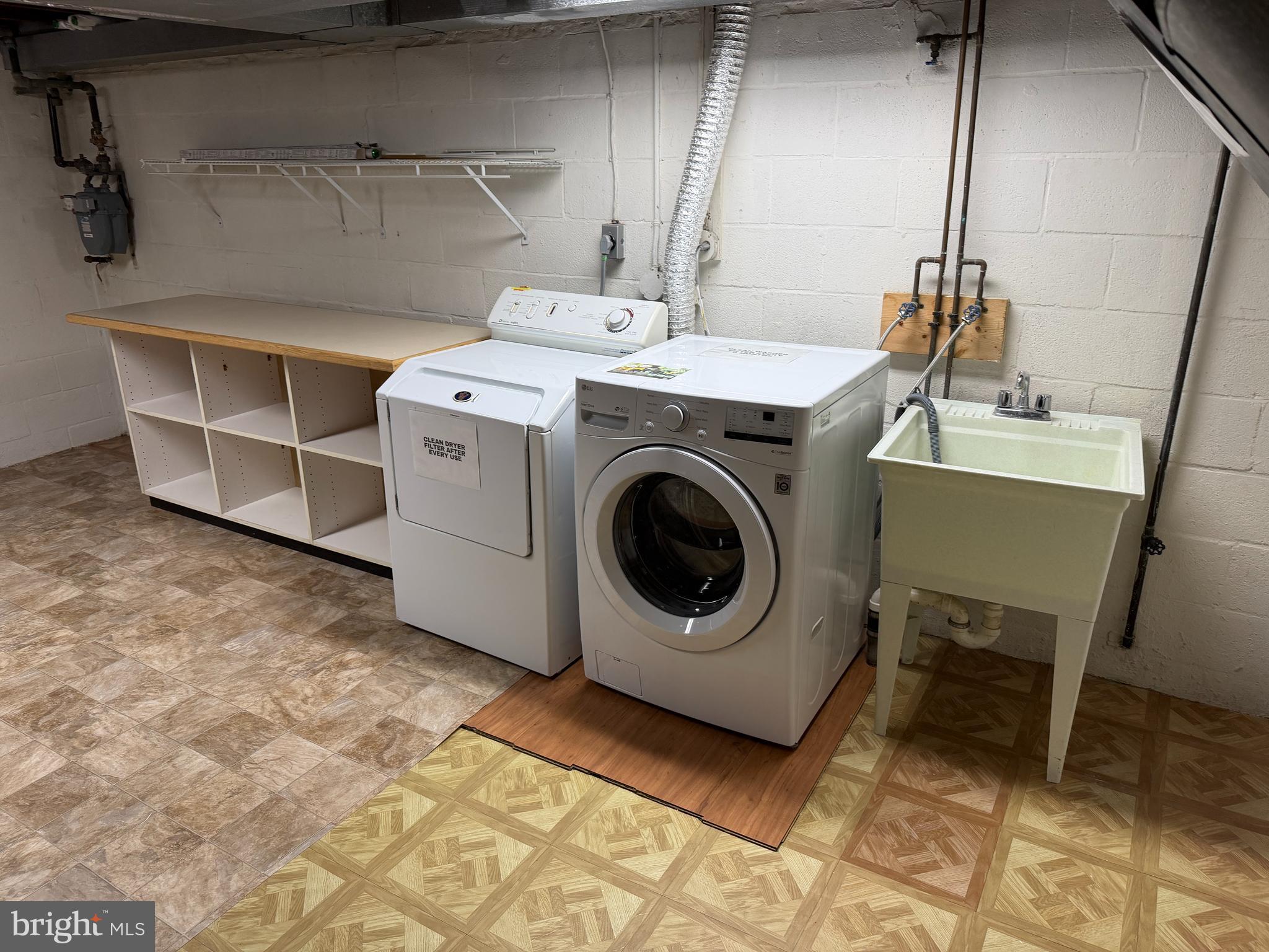 PIKESVILLE - Residential Lease