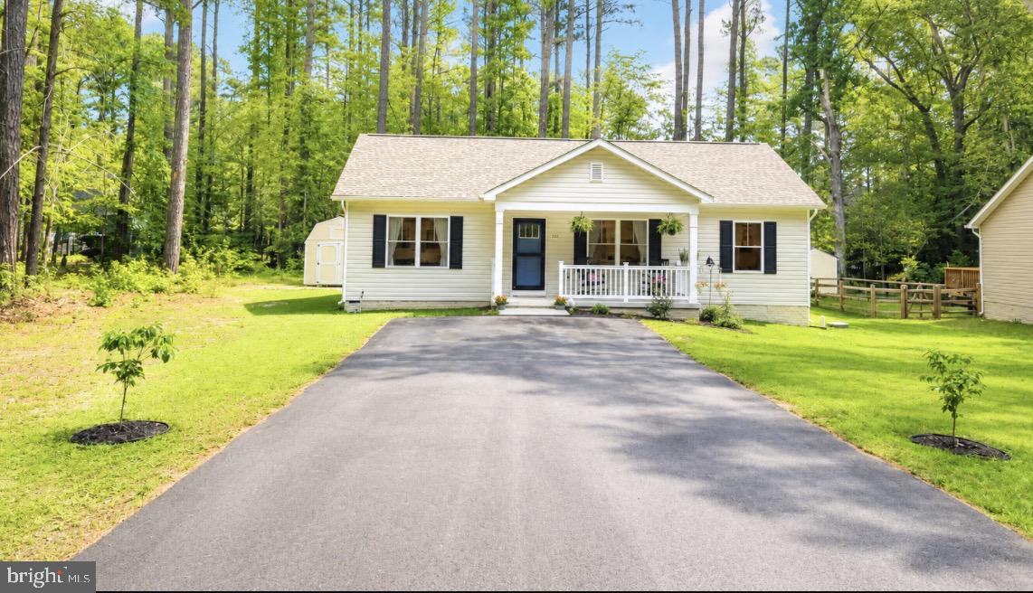 Photo 1 of 18 — 328 WEATHERALL DRIVE, MONTROSS, VA 22520