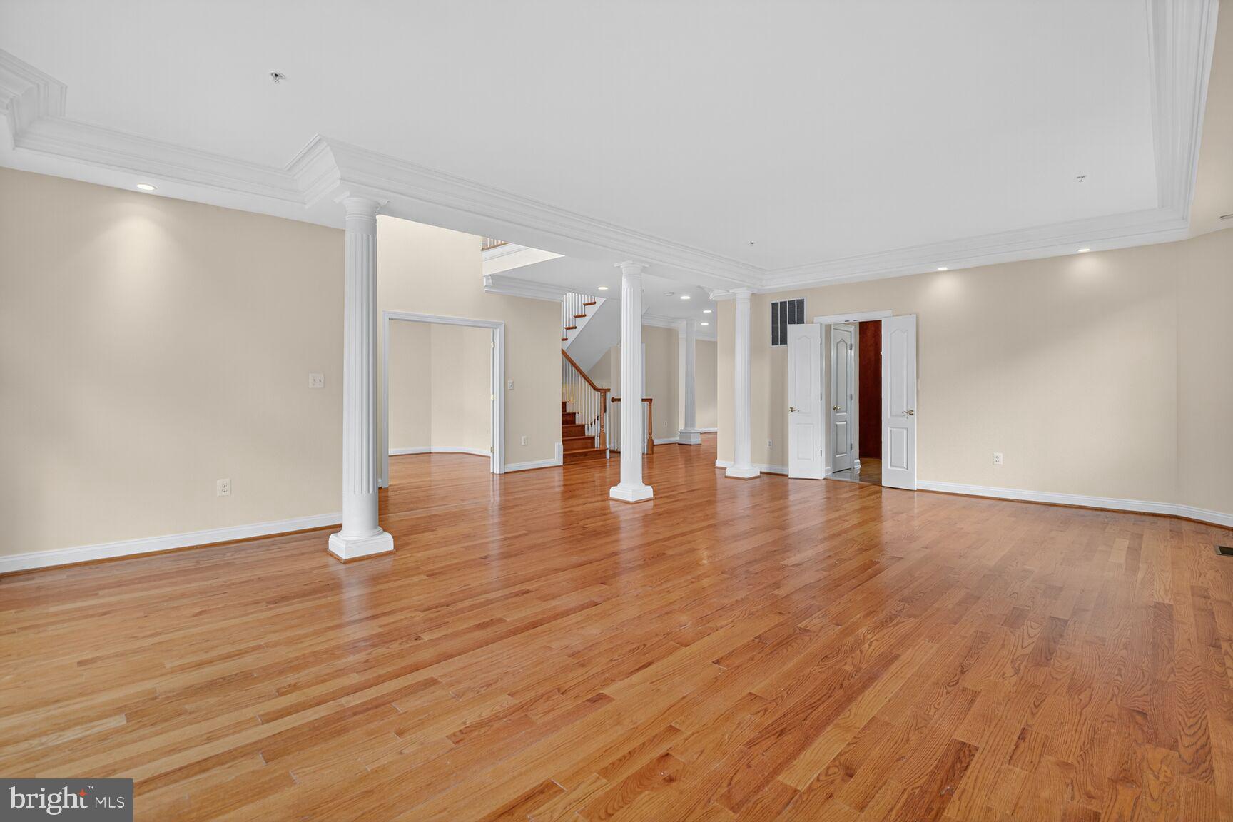 NORTH BETHESDA GROVE - Residential