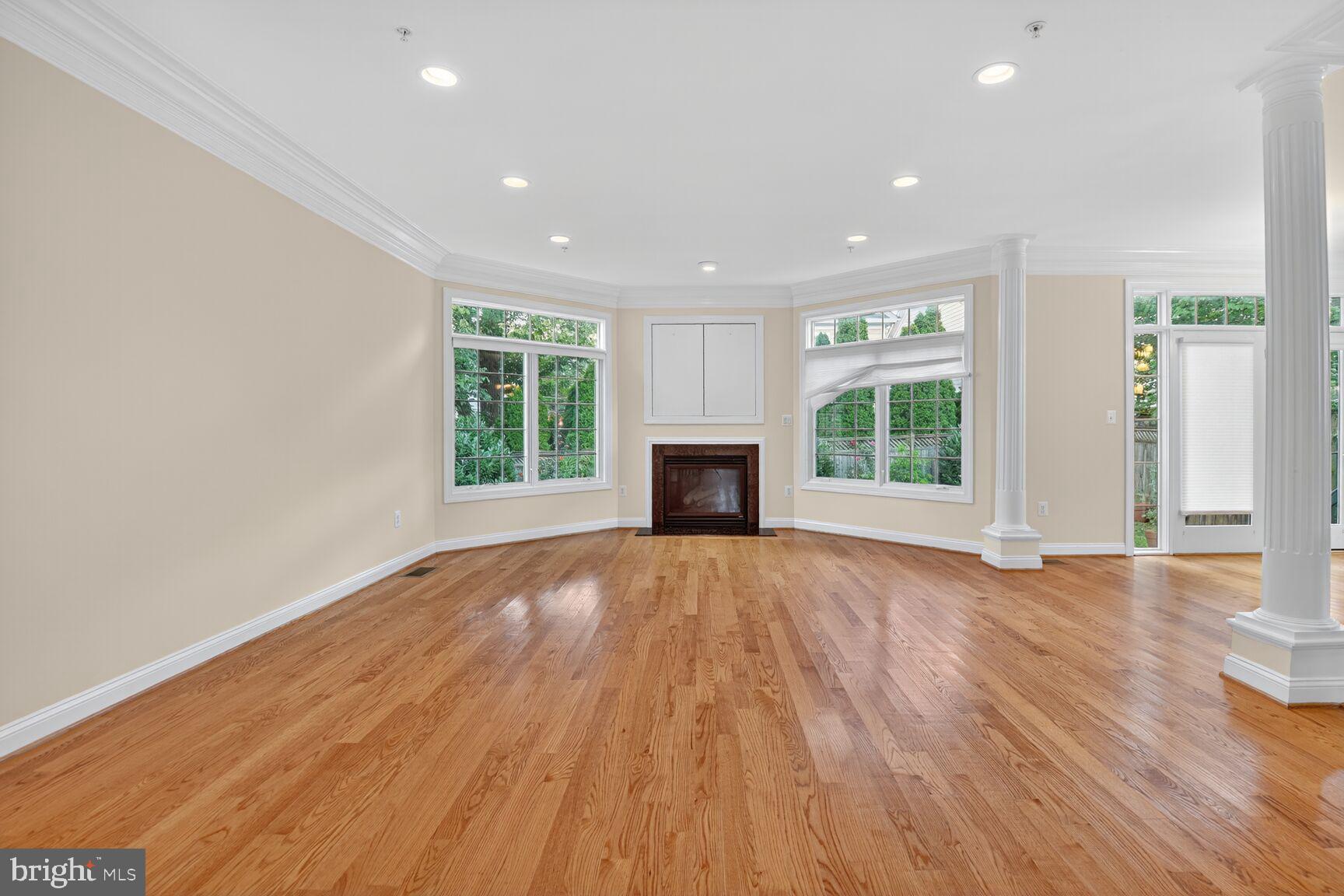 NORTH BETHESDA GROVE - Residential