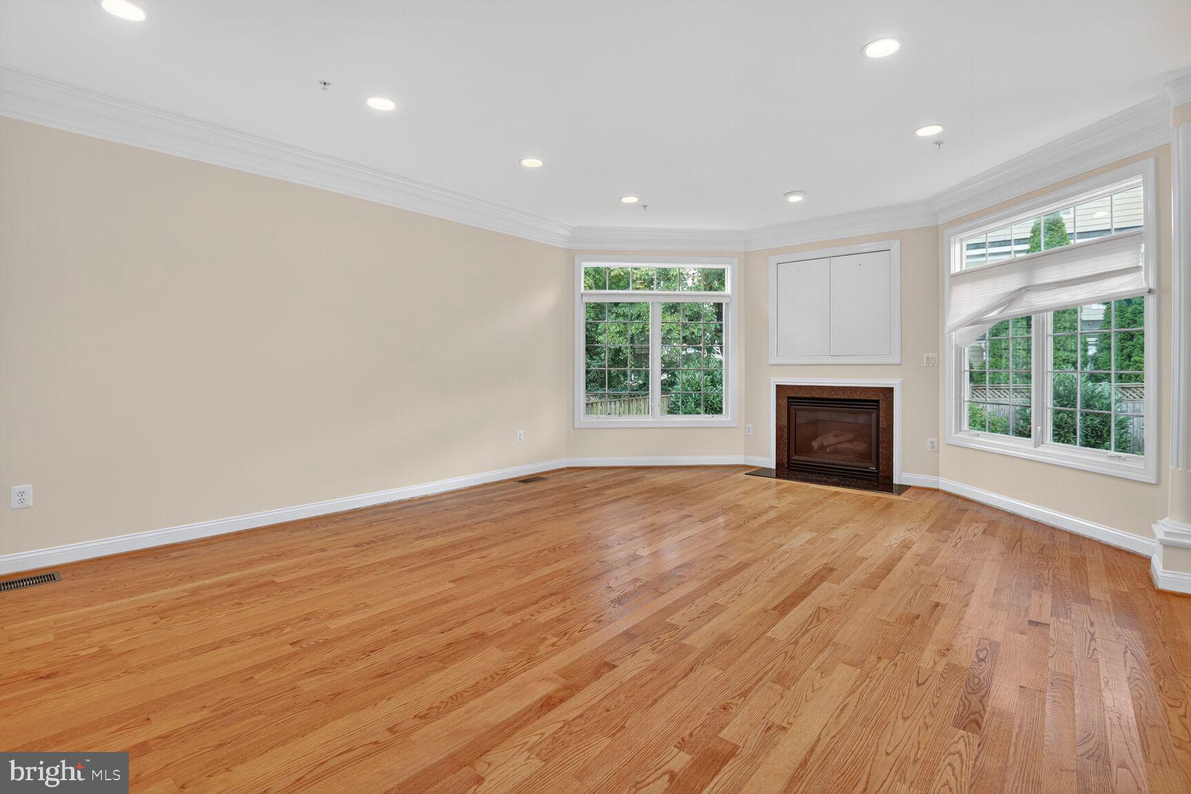 NORTH BETHESDA GROVE - Residential