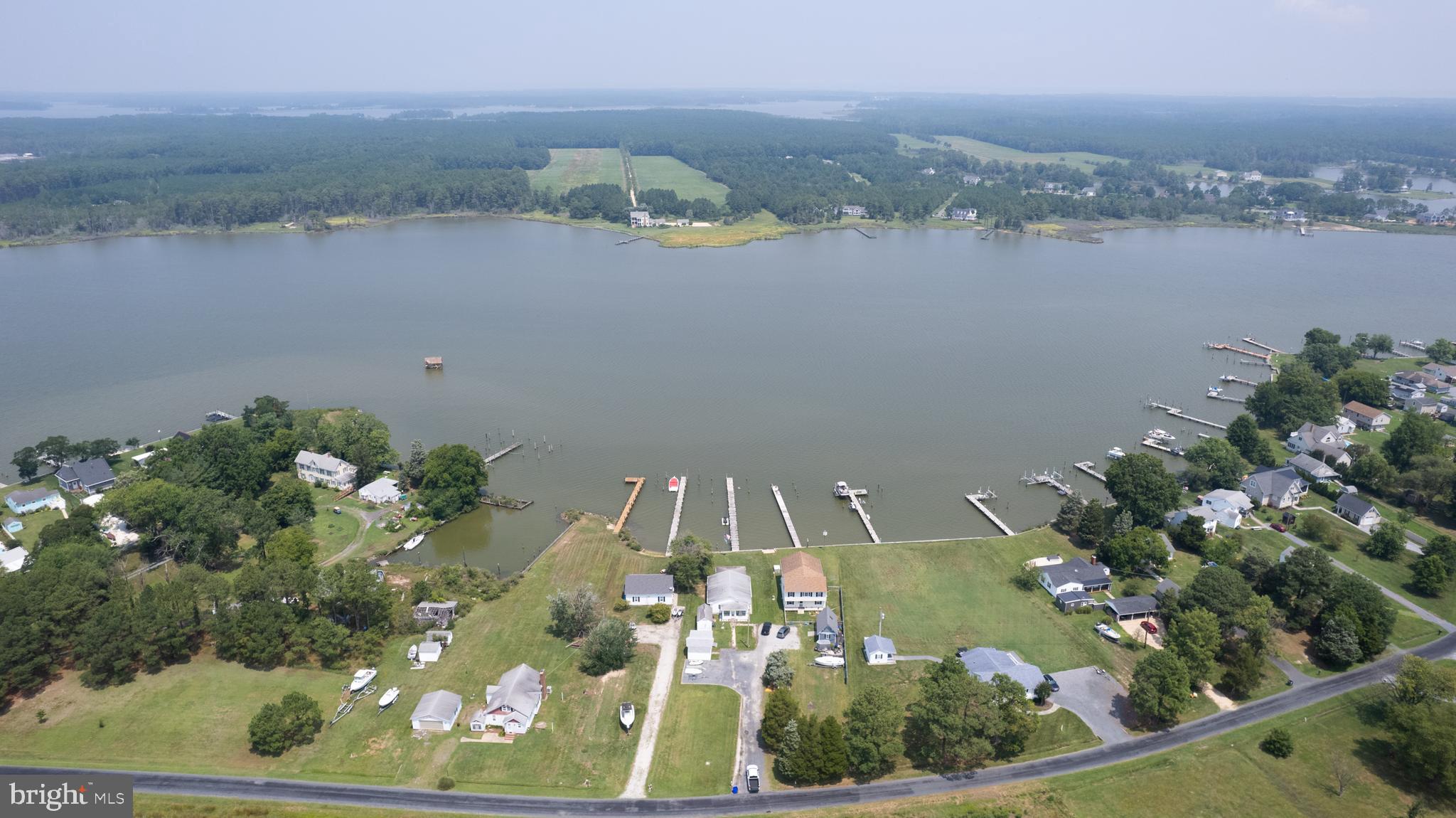 DEEP POINT - Residential