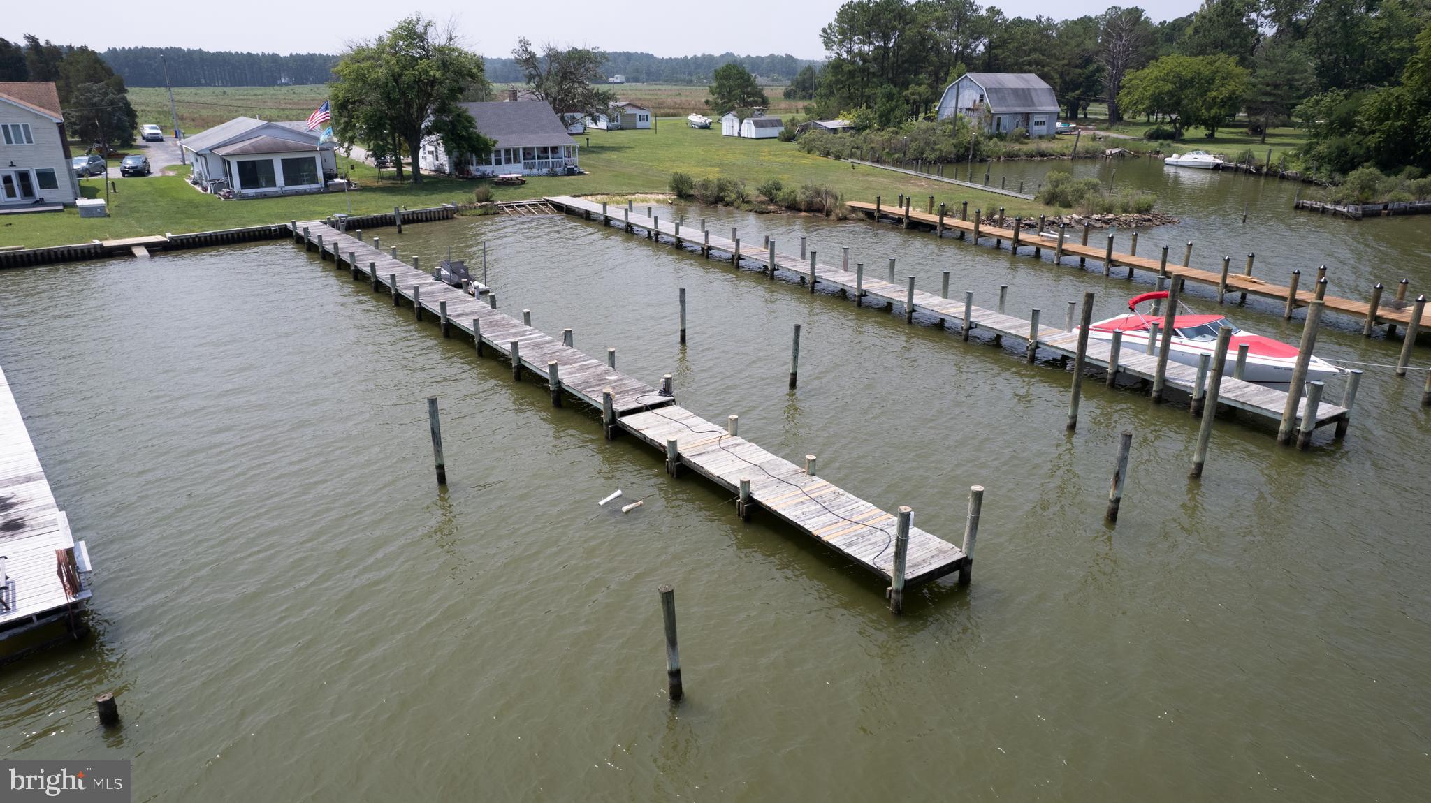 DEEP POINT - Residential