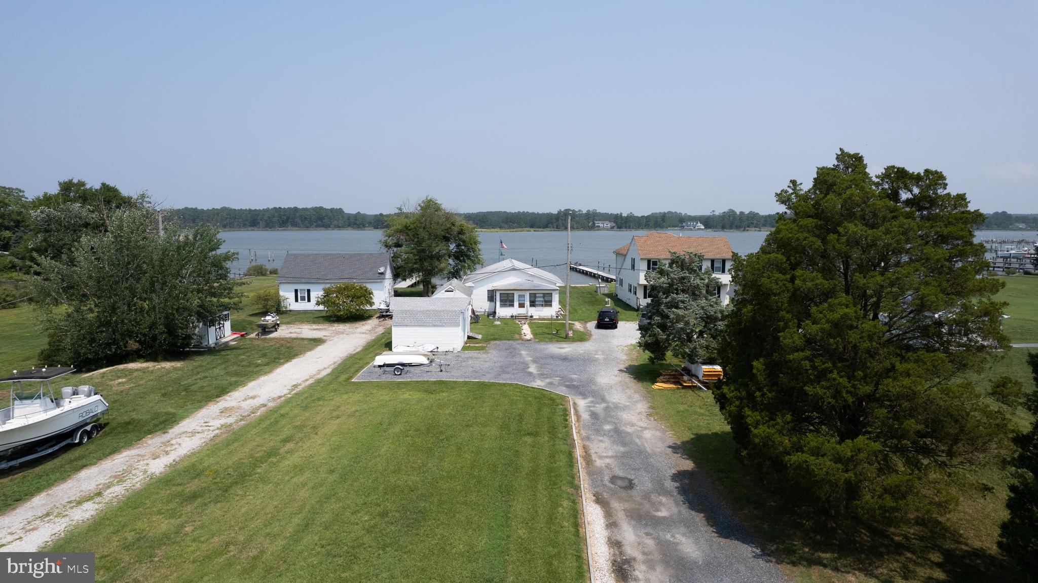 DEEP POINT - Residential