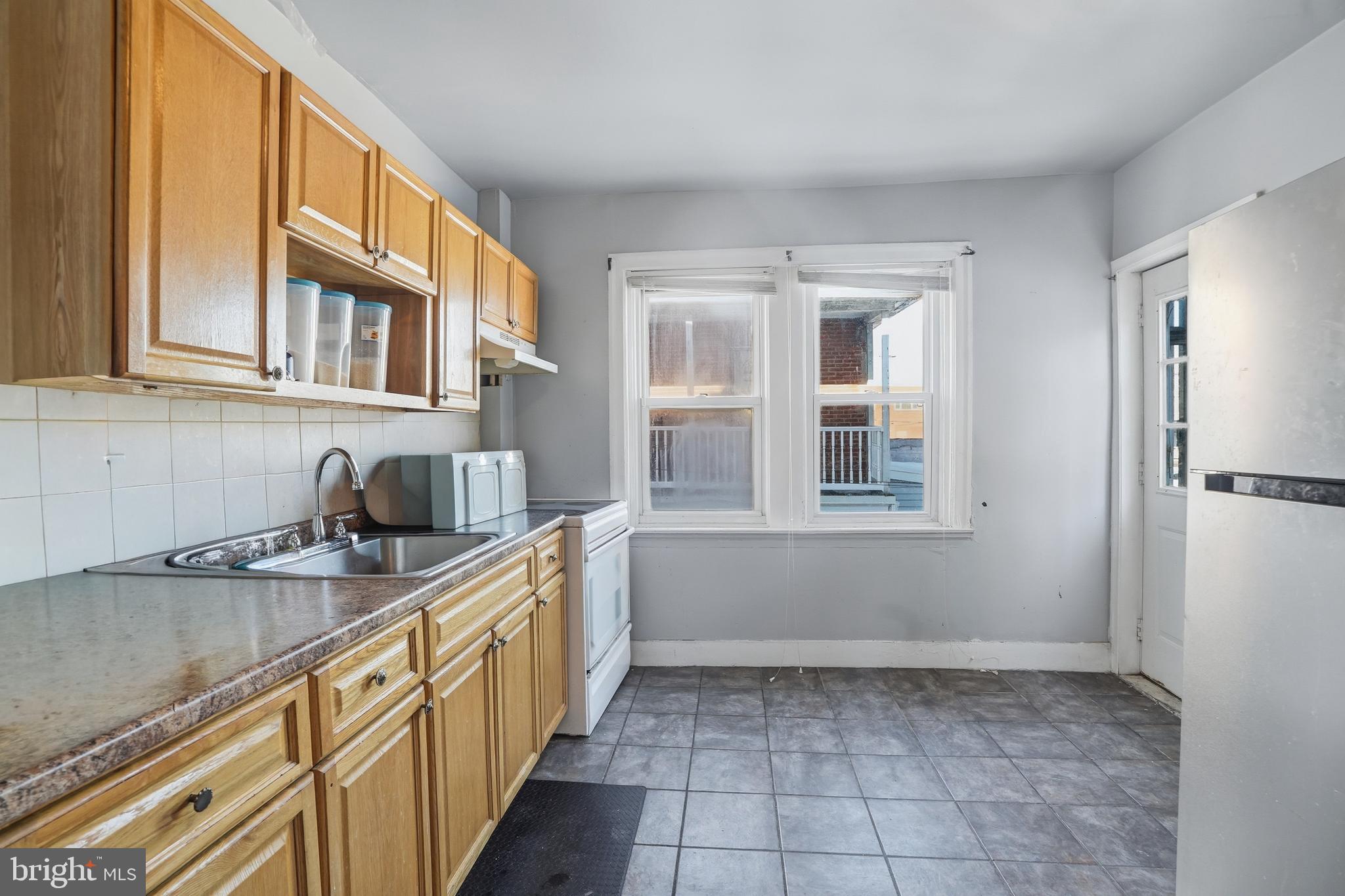 PHILADELPHIA (NORTHEAST) - Residential Income