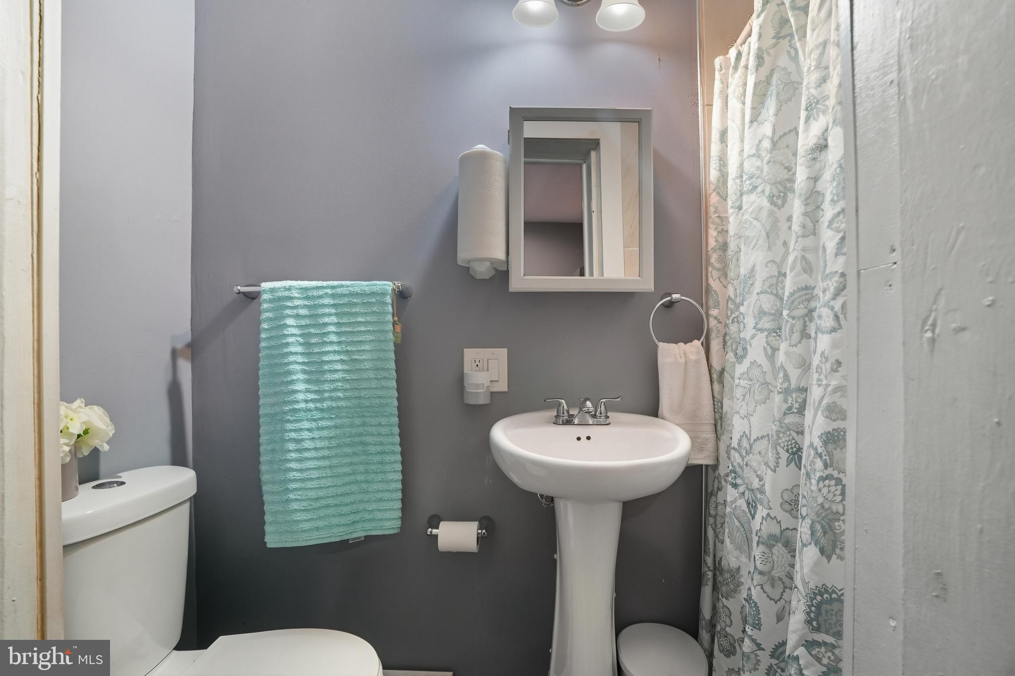 PHILADELPHIA (NORTHEAST) - Residential Income