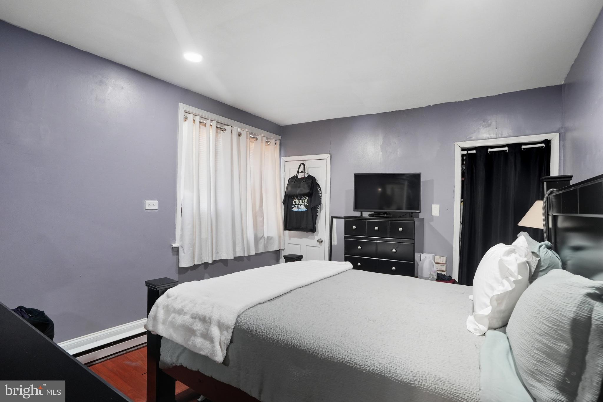 PHILADELPHIA (NORTHEAST) - Residential Income