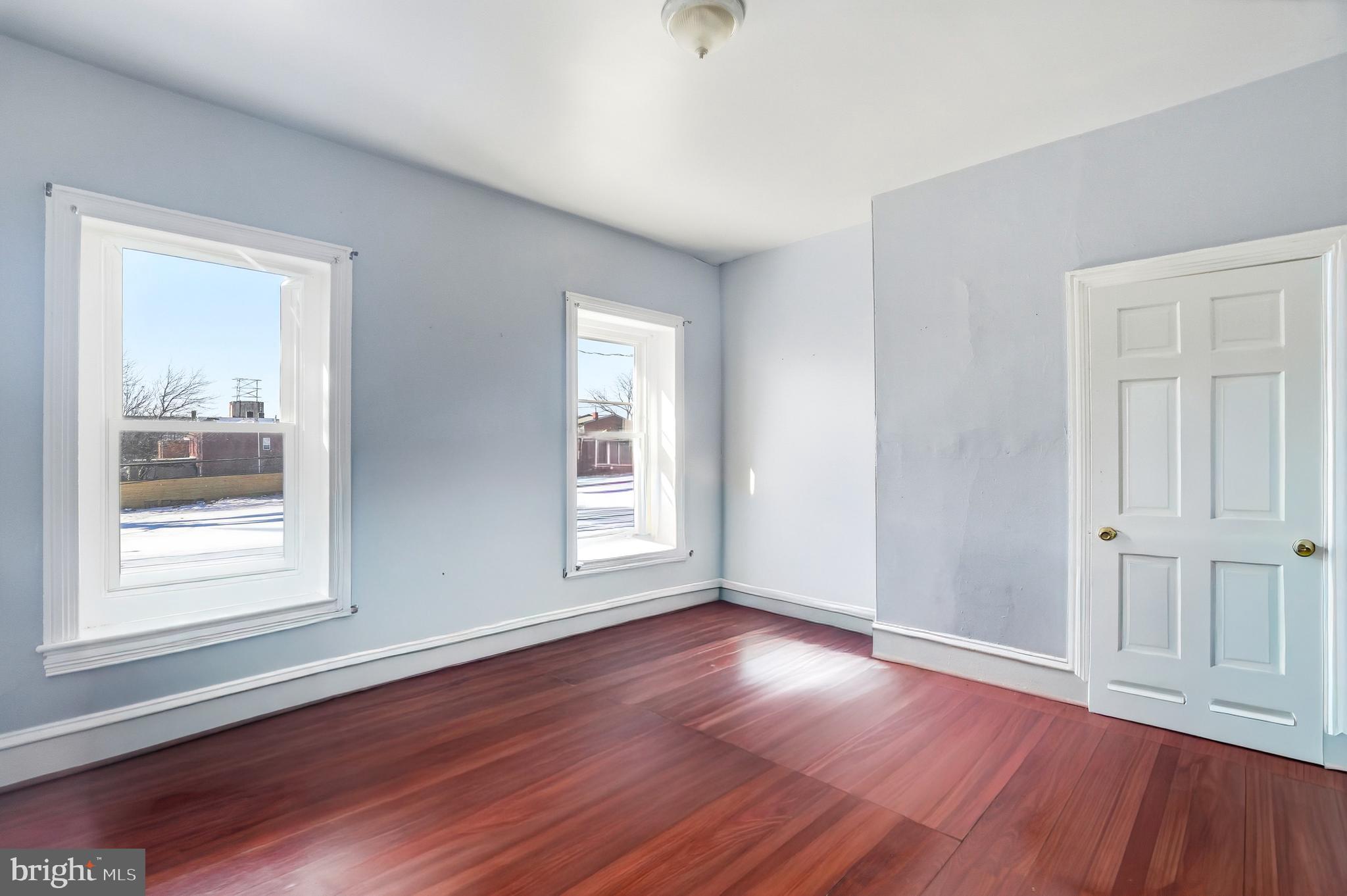 PHILADELPHIA (NORTHEAST) - Residential Income