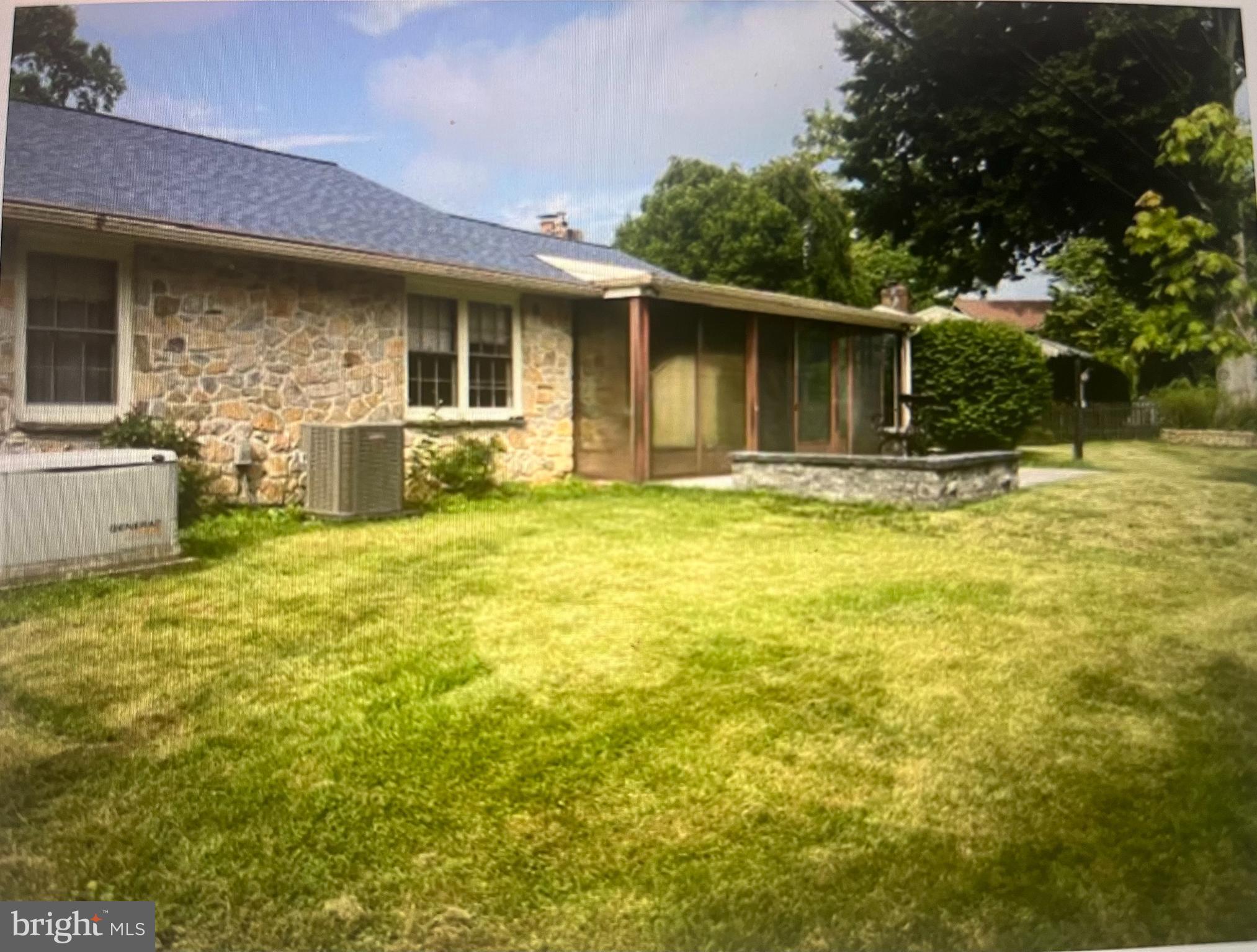 MERWOOD PARK - Residential Lease