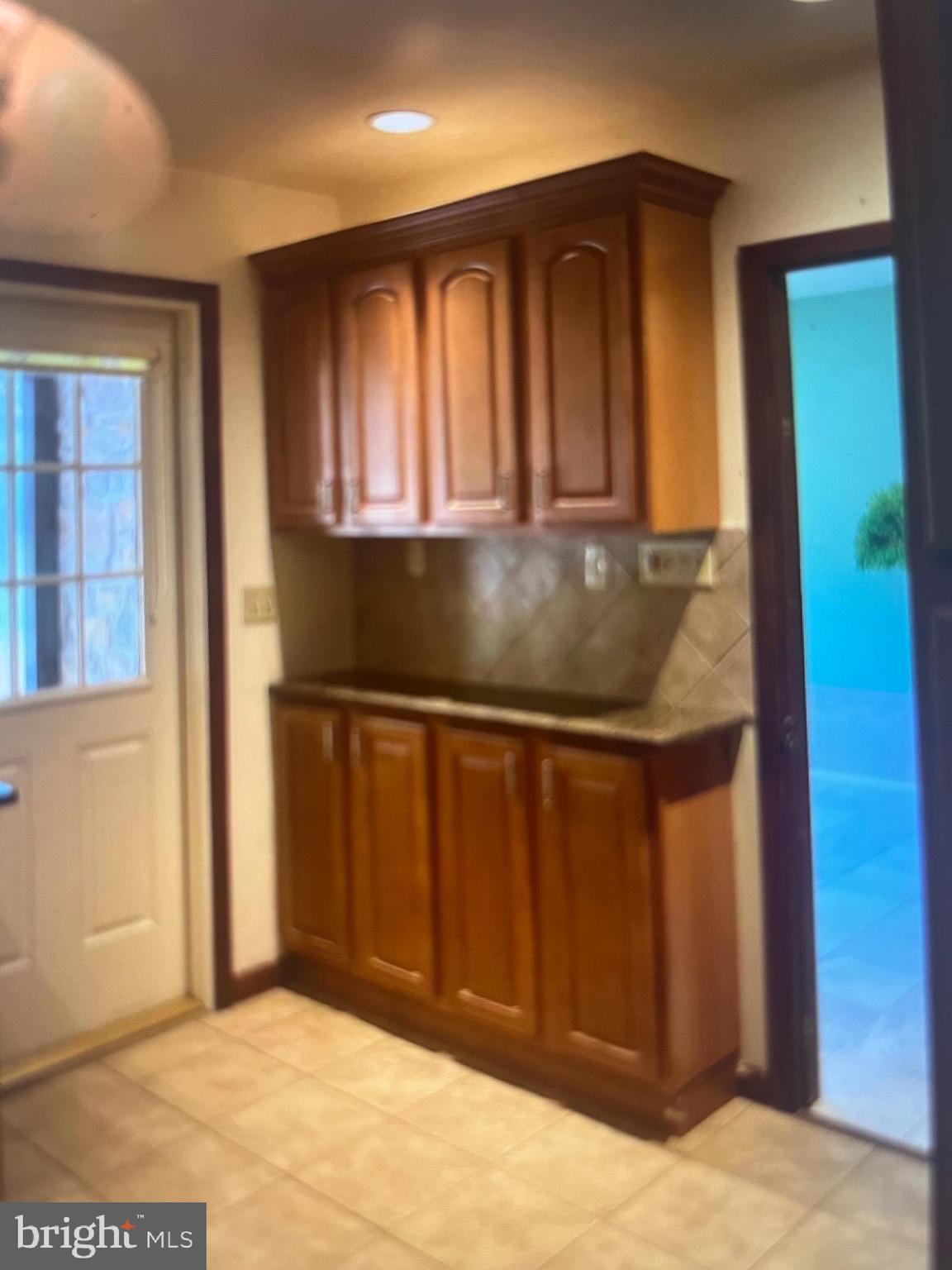 MERWOOD PARK - Residential Lease