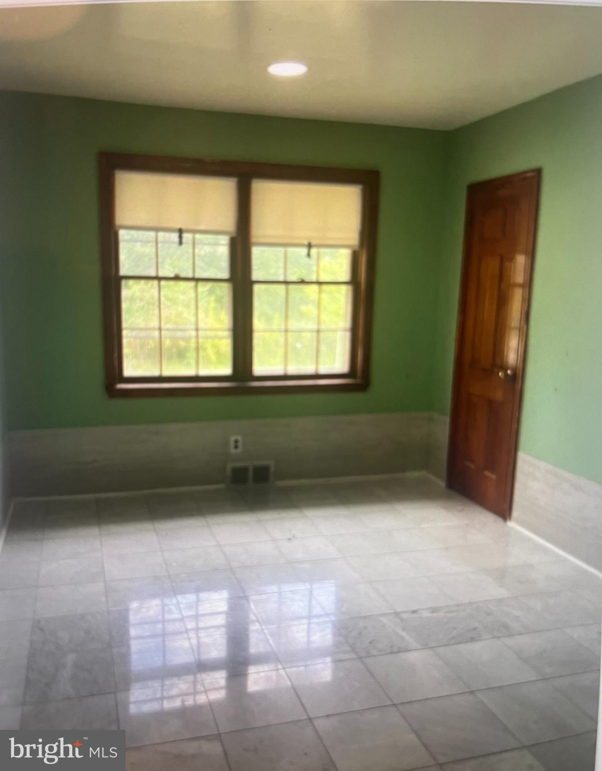 MERWOOD PARK - Residential Lease