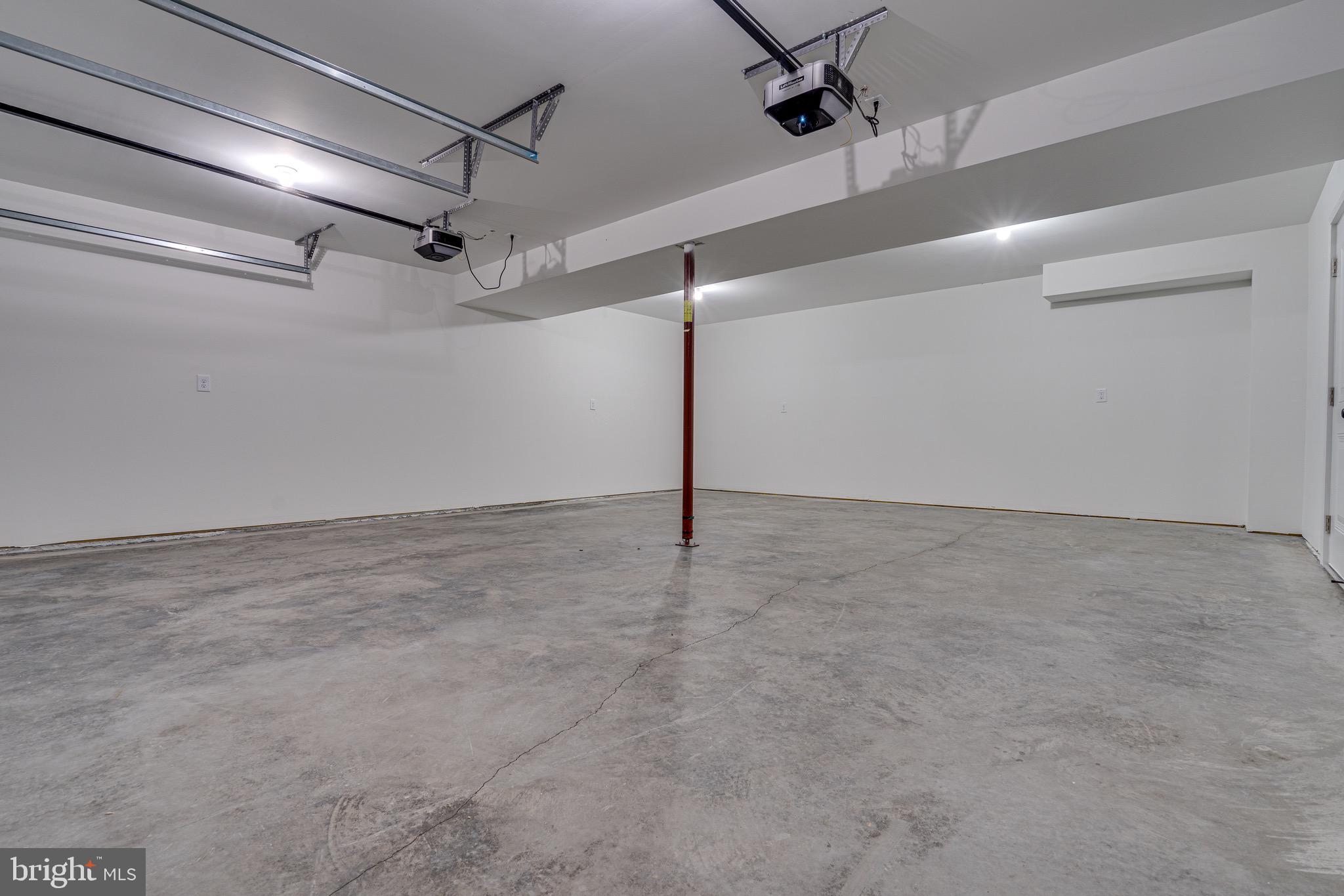 INWOOD MEADOWS - Residential