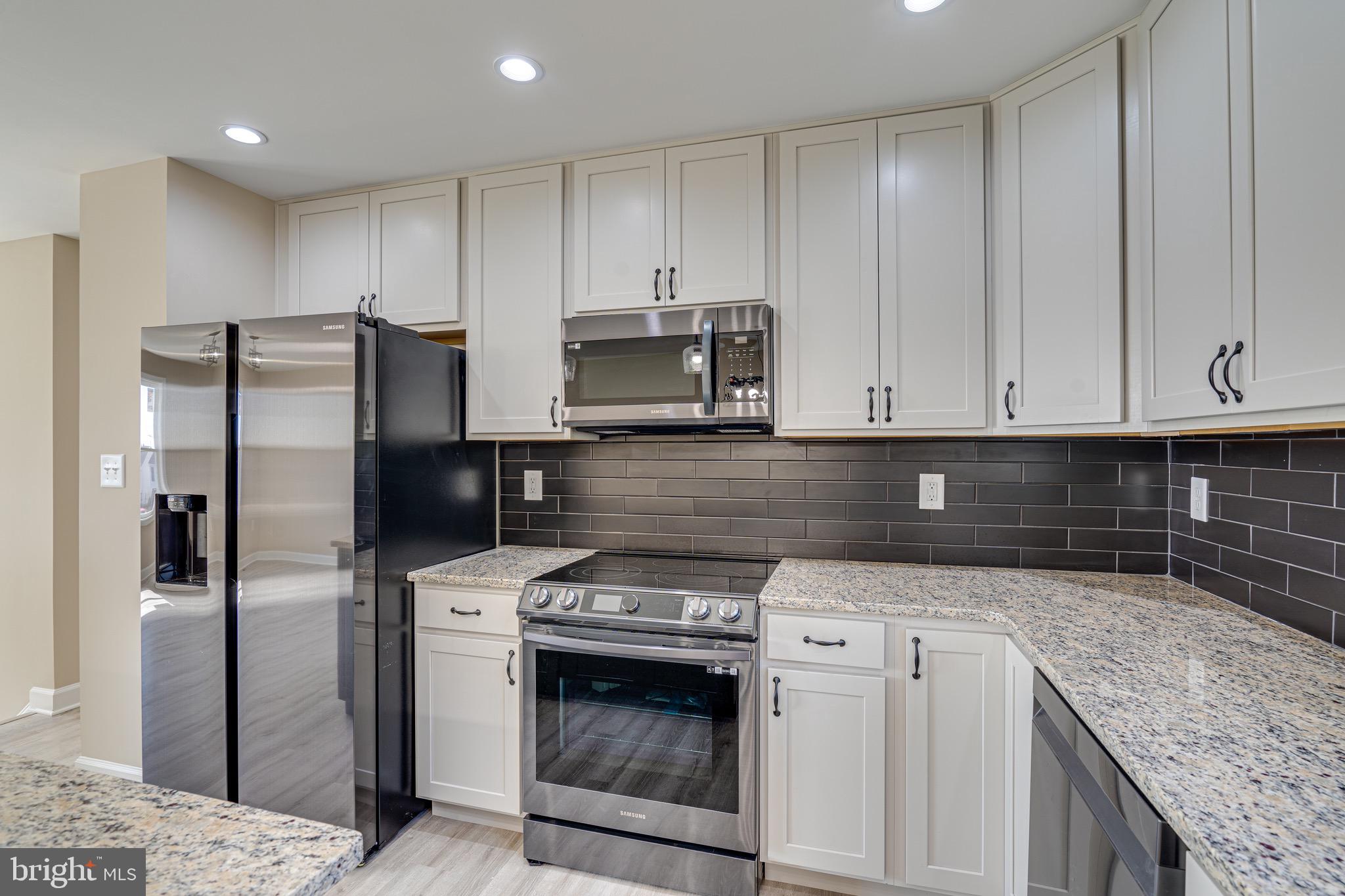 INWOOD MEADOWS - Residential