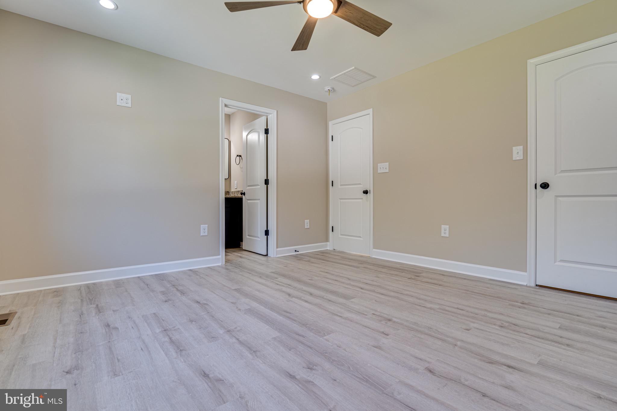 INWOOD MEADOWS - Residential