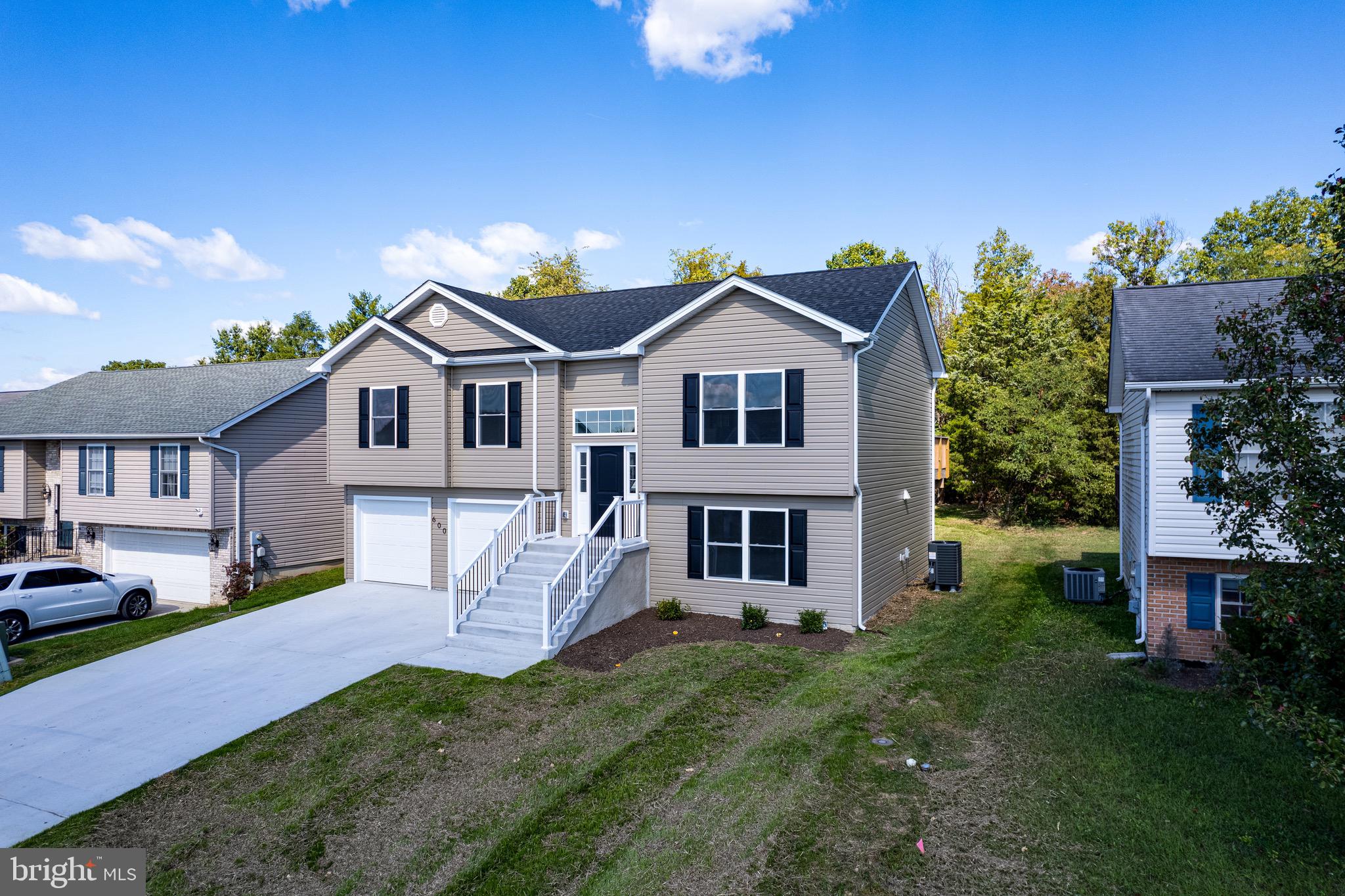 INWOOD MEADOWS - Residential