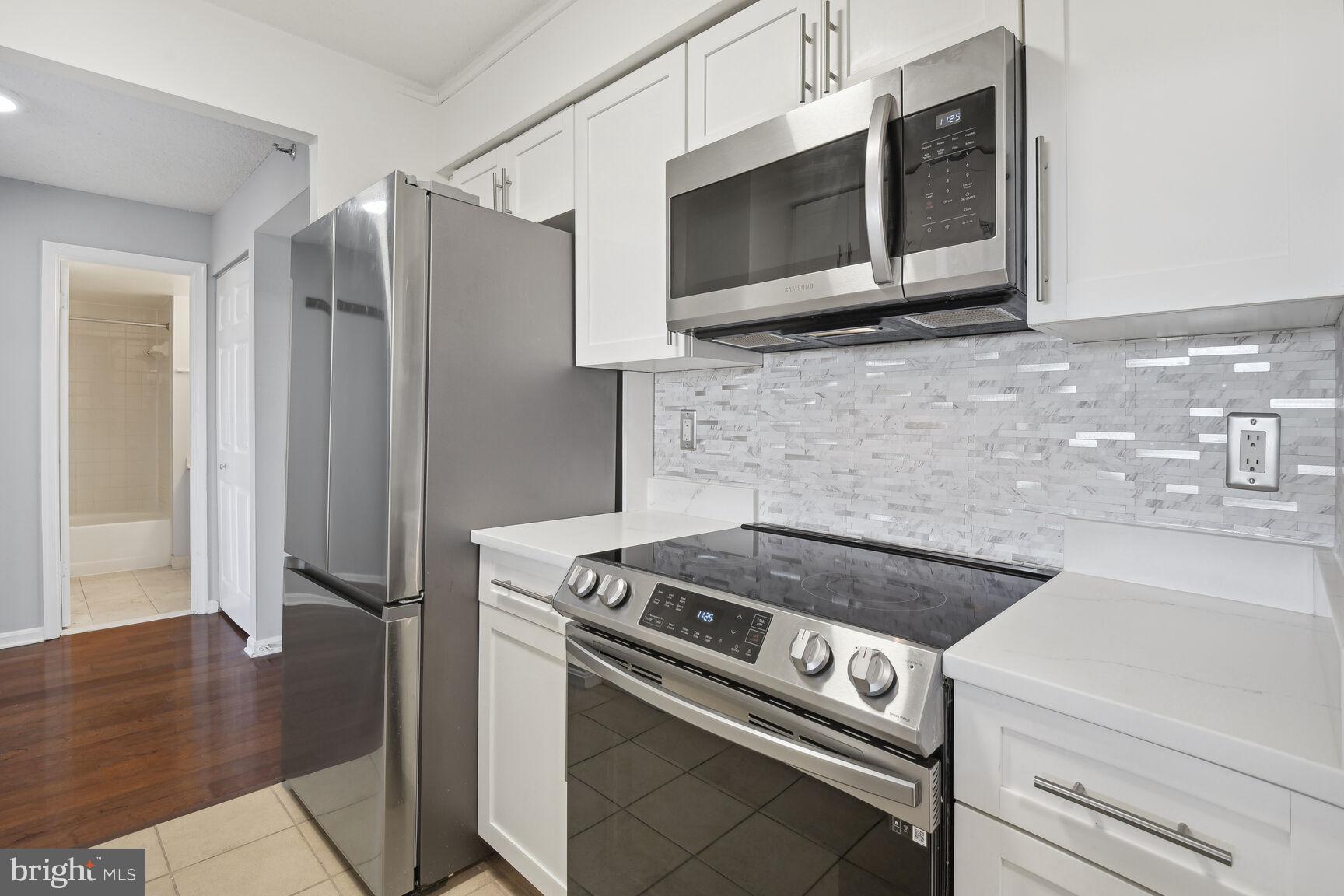 GROSVENOR PARK - Residential Lease