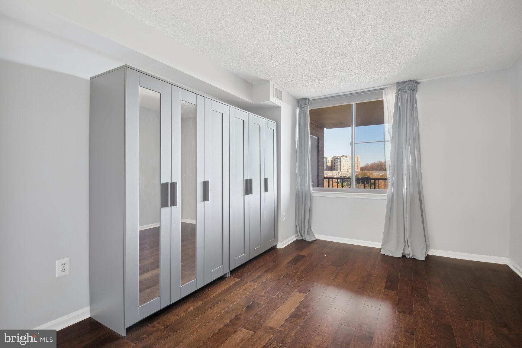 GROSVENOR PARK - Residential Lease