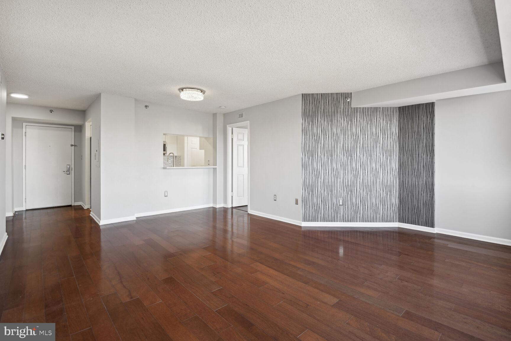 GROSVENOR PARK - Residential Lease