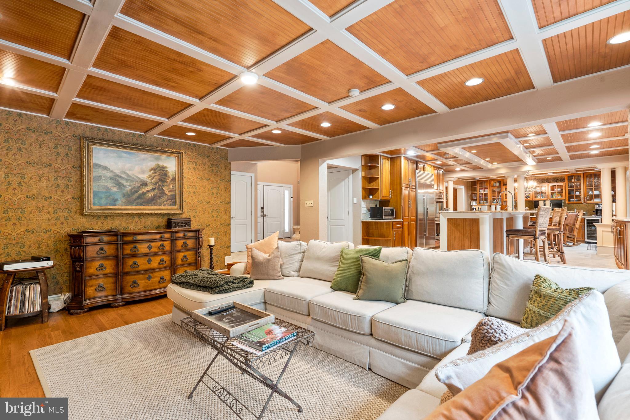 HOLLAND ACRES - Residential
