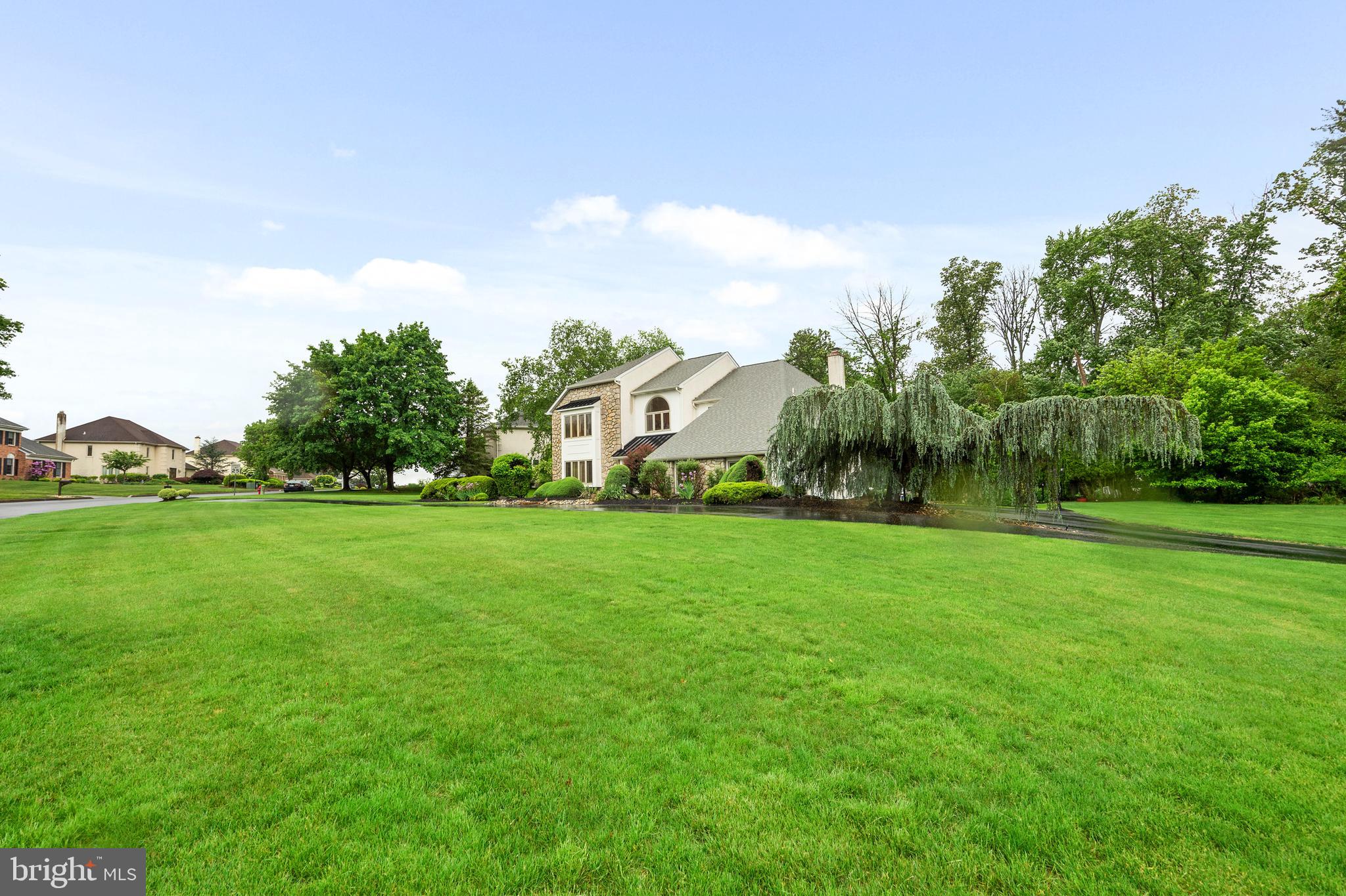 HOLLAND ACRES - Residential