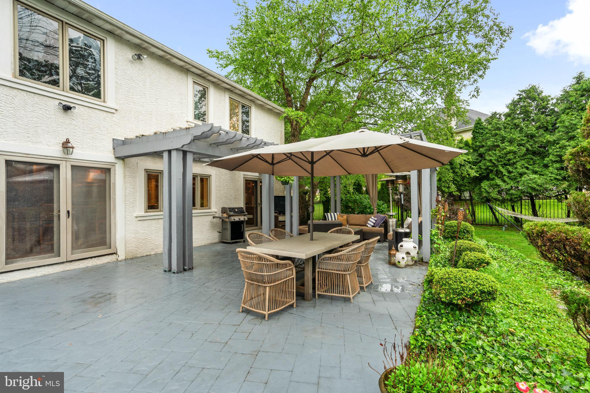 HOLLAND ACRES - Residential