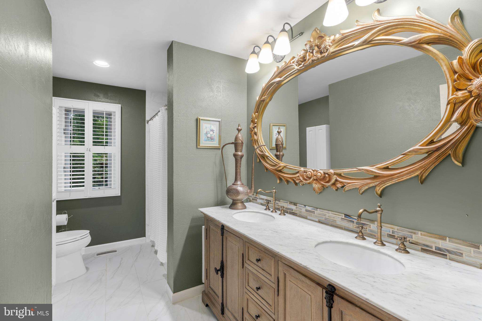 HOLLAND ACRES - Residential